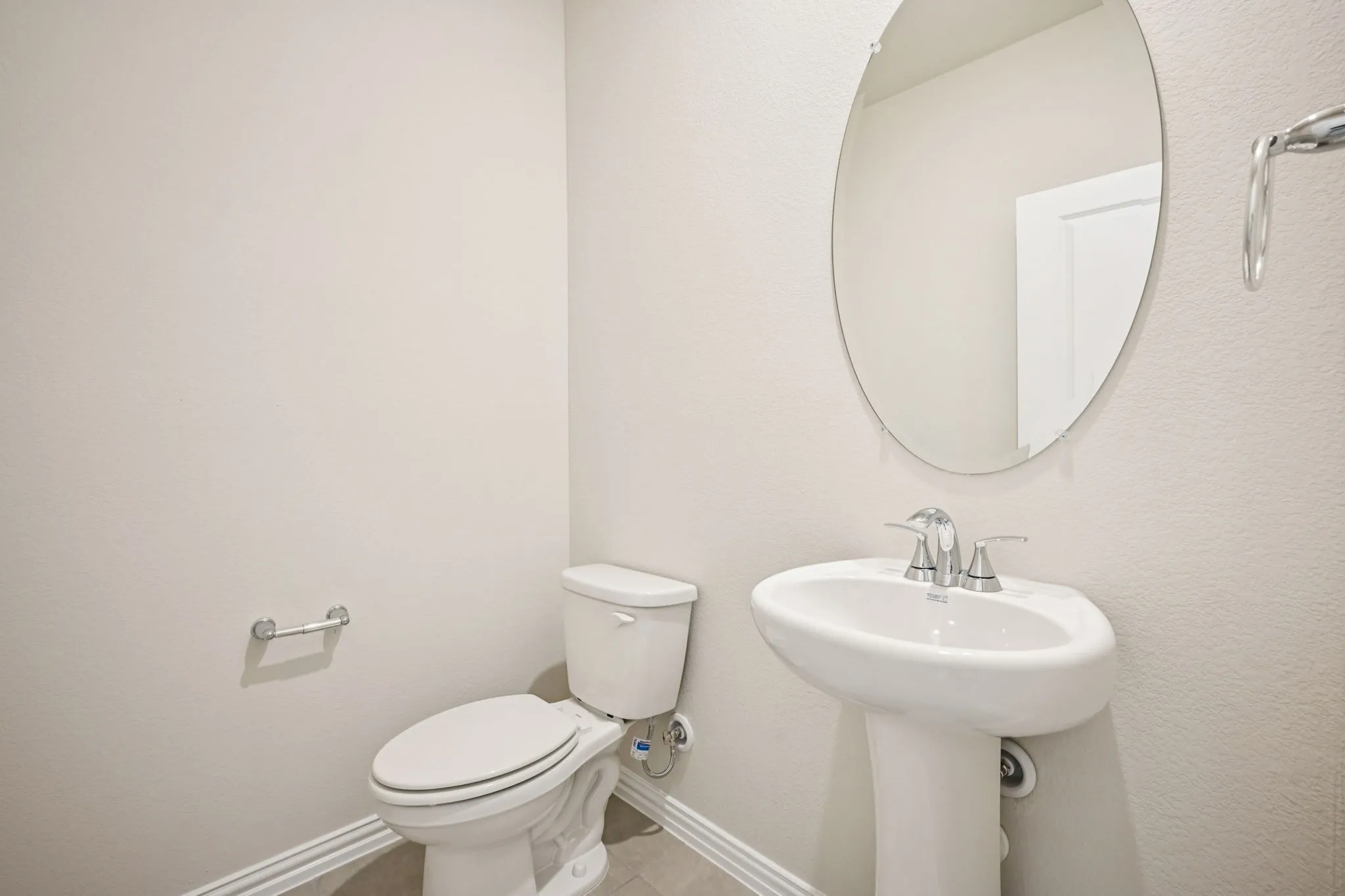 Photo is not of the actual home, but is an inspirational photo of builder’s model home and may depict options, furnishings, and/or decorator features that are not included.