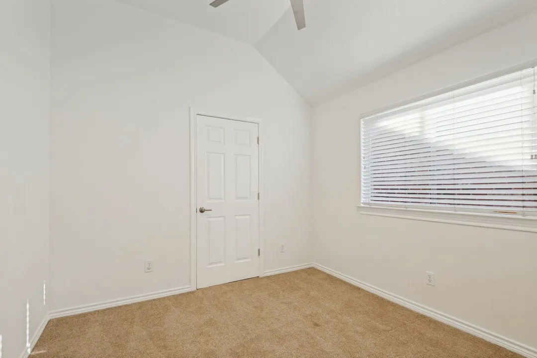 Single Family Residence For Sale in Tarrant County , 2237 Wembley Wood Lane, Bedford, Texas 76022, 3 Bedroom, 2 Bathroom, 2 Garage spaces, 1,381 Sqft, built in 1997, mls#21405698, Real Estate Agent in Bedford, Homes For Sale in Tarrant county, Homes For Sale in Bedford, Realtor in Bedford Texas, Real Estate Brokerage Independent Realty Texas, Luminita Cordes Realtor