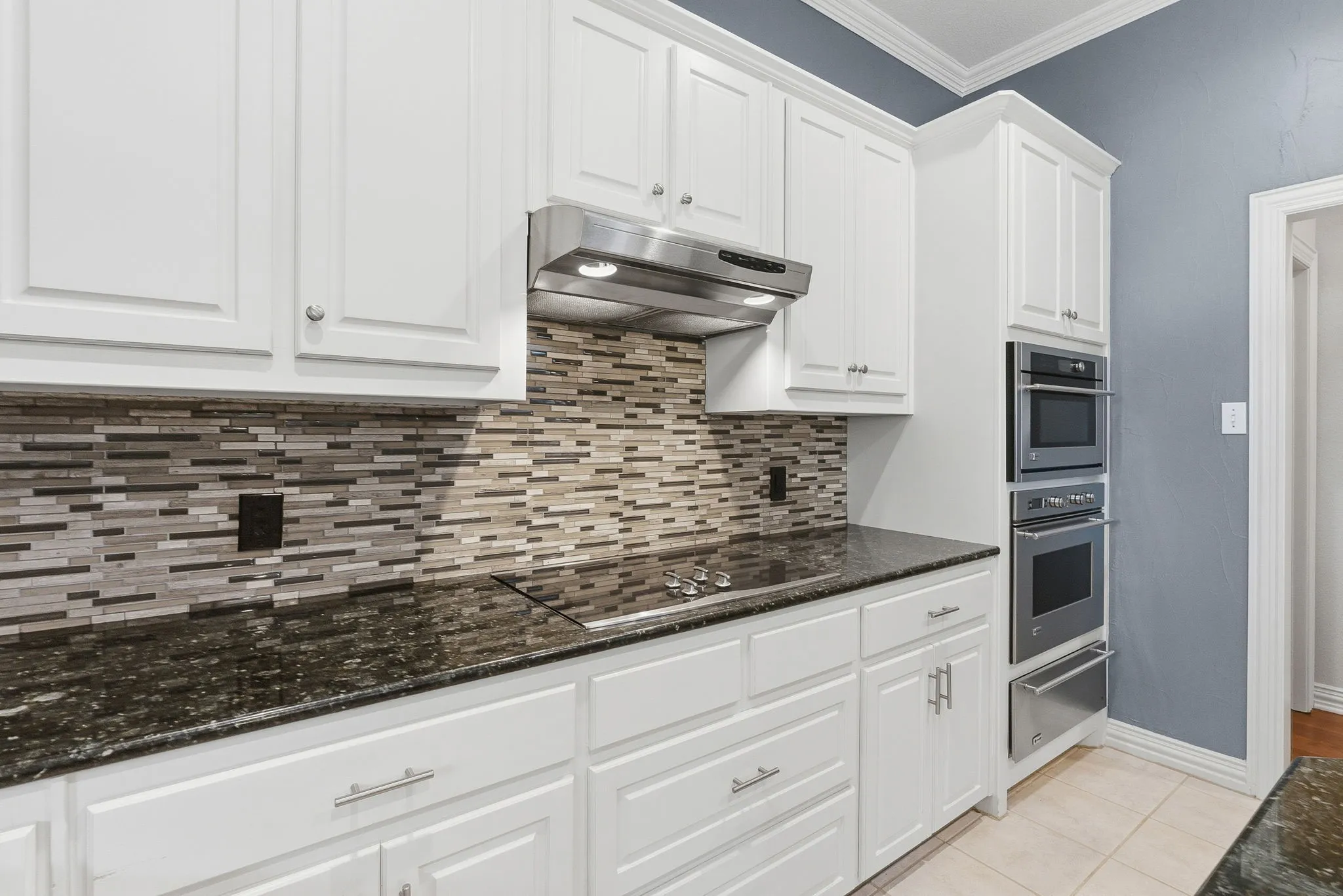 Single Family Residence For Rent in Rockwall County , 6107 Volunteer Place, Rockwall, Texas 75032, 4 Bedroom, 3 Bathroom, 3 Garage spaces, 3,096 Sqft, built in 1995, mls#21405910, Real Estate Agent in Rockwall, Homes For Rent in Rockwall county, Homes For Rent in Rockwall, Realtor in Rockwall Texas, Real Estate Brokerage Independent Realty Texas, Luminita Cordes Realtor