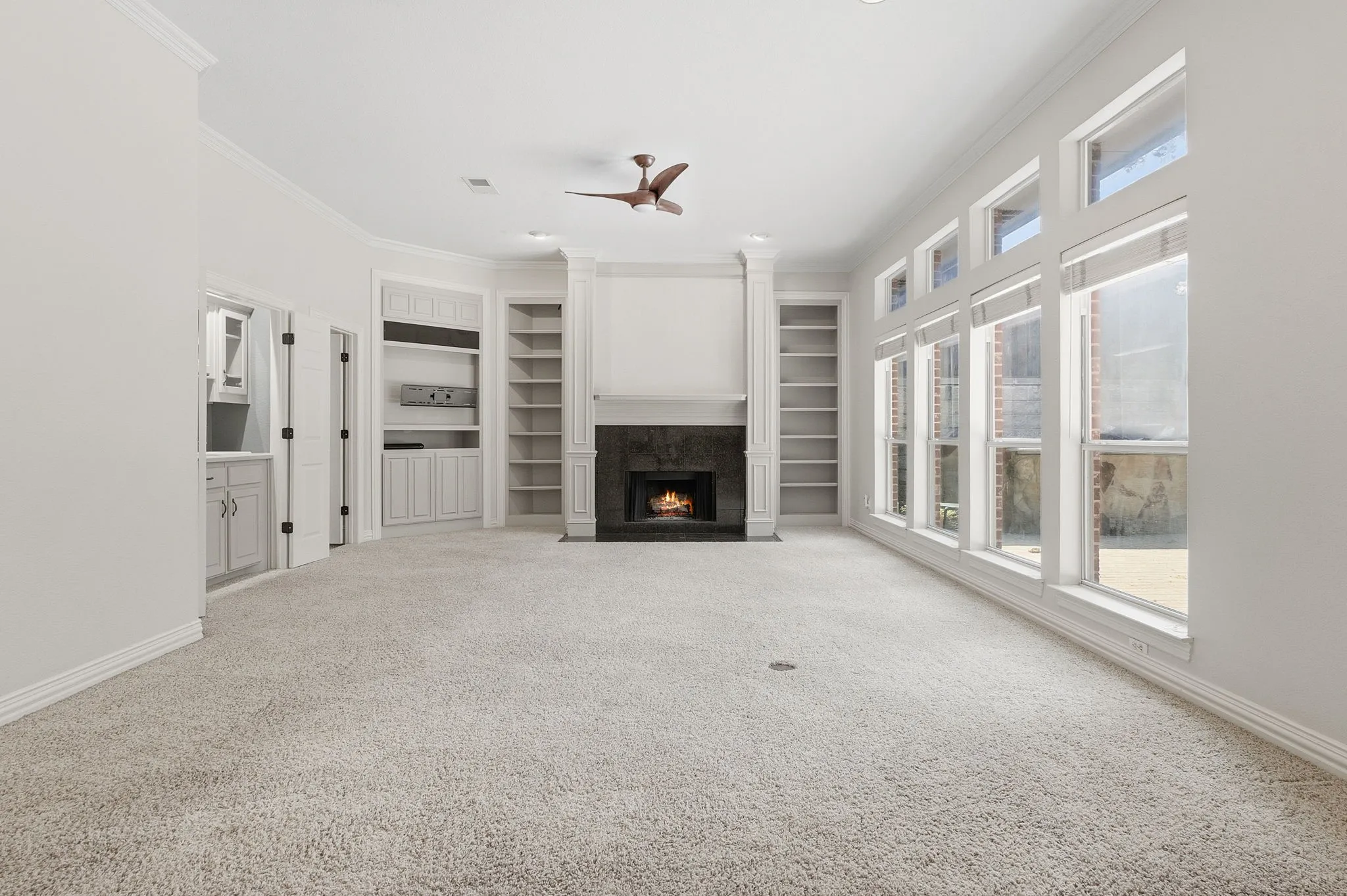 Single Family Residence For Rent in Rockwall County , 6107 Volunteer Place, Rockwall, Texas 75032, 4 Bedroom, 3 Bathroom, 3 Garage spaces, 3,096 Sqft, built in 1995, mls#21405910, Real Estate Agent in Rockwall, Homes For Rent in Rockwall county, Homes For Rent in Rockwall, Realtor in Rockwall Texas, Real Estate Brokerage Independent Realty Texas, Luminita Cordes Realtor