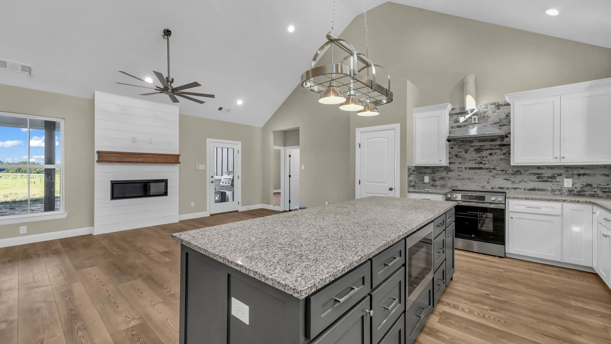 Single Family Residence For Sale in Wise County , Andover TBD County Road 3791, Paradise, Texas 76073, 3 Bedroom, 2 Bathroom, 2 Garage spaces, 1,499 Sqft, built in 2027, mls#21399265, Real Estate Agent in Paradise, Homes For Sale in Wise county, Homes For Sale in Paradise, Realtor in Paradise Texas, Real Estate Brokerage Independent Realty Texas, Luminita Cordes Realtor