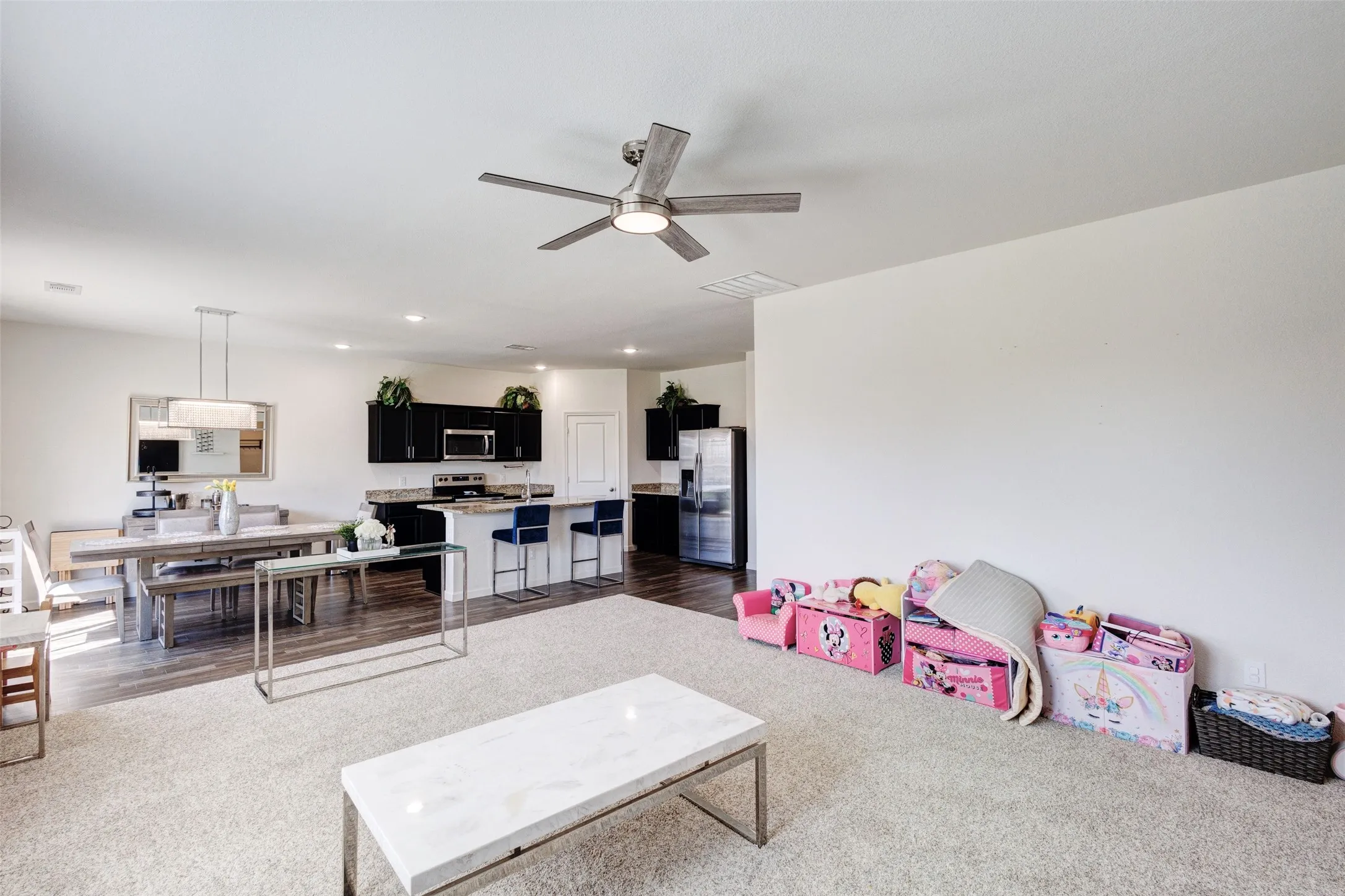 Single Family Residence For Sale in Ellis County , 420 Gypsum Lane, Glenn Heights, Texas 75154, 4 Bedroom, 3 Bathroom, 2 Garage spaces, 2,401 Sqft, built in 2019, mls#21405830, Real Estate Agent in Glenn Heights, Homes For Sale in Ellis county, Homes For Sale in Glenn Heights, Realtor in Glenn Heights Texas, Real Estate Brokerage Independent Realty Texas, Luminita Cordes Realtor