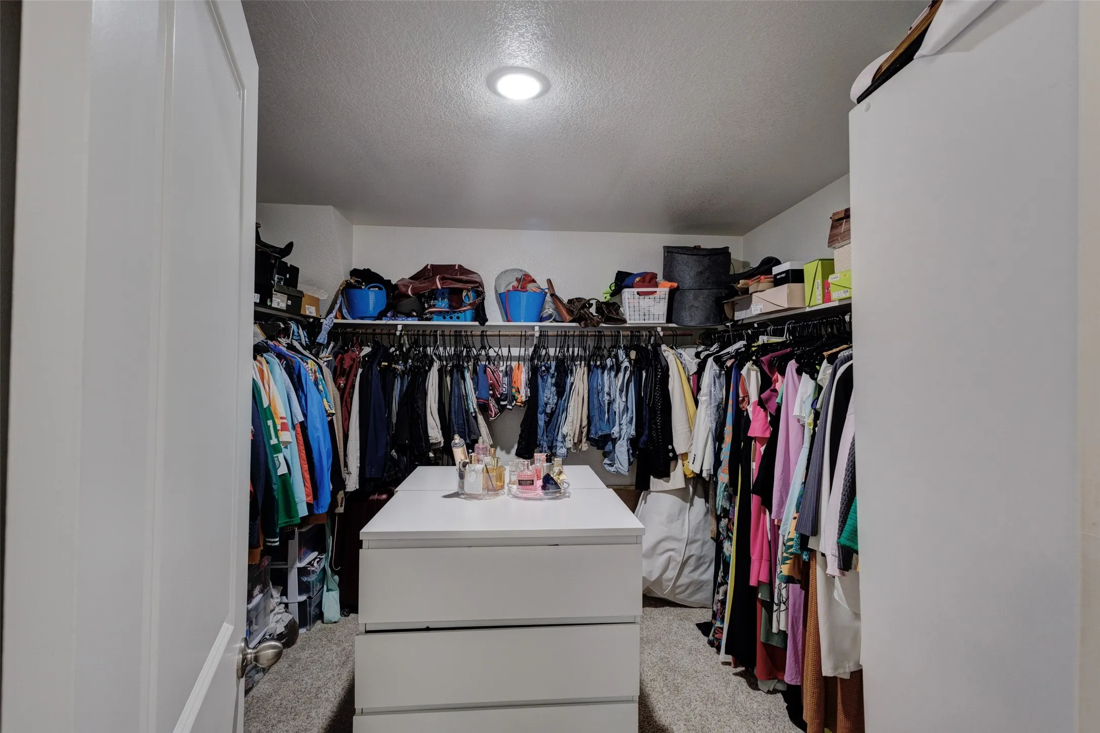 Single Family Residence For Sale in Ellis County , 420 Gypsum Lane, Glenn Heights, Texas 75154, 4 Bedroom, 3 Bathroom, 2 Garage spaces, 2,401 Sqft, built in 2019, mls#21405830, Real Estate Agent in Glenn Heights, Homes For Sale in Ellis county, Homes For Sale in Glenn Heights, Realtor in Glenn Heights Texas, Real Estate Brokerage Independent Realty Texas, Luminita Cordes Realtor