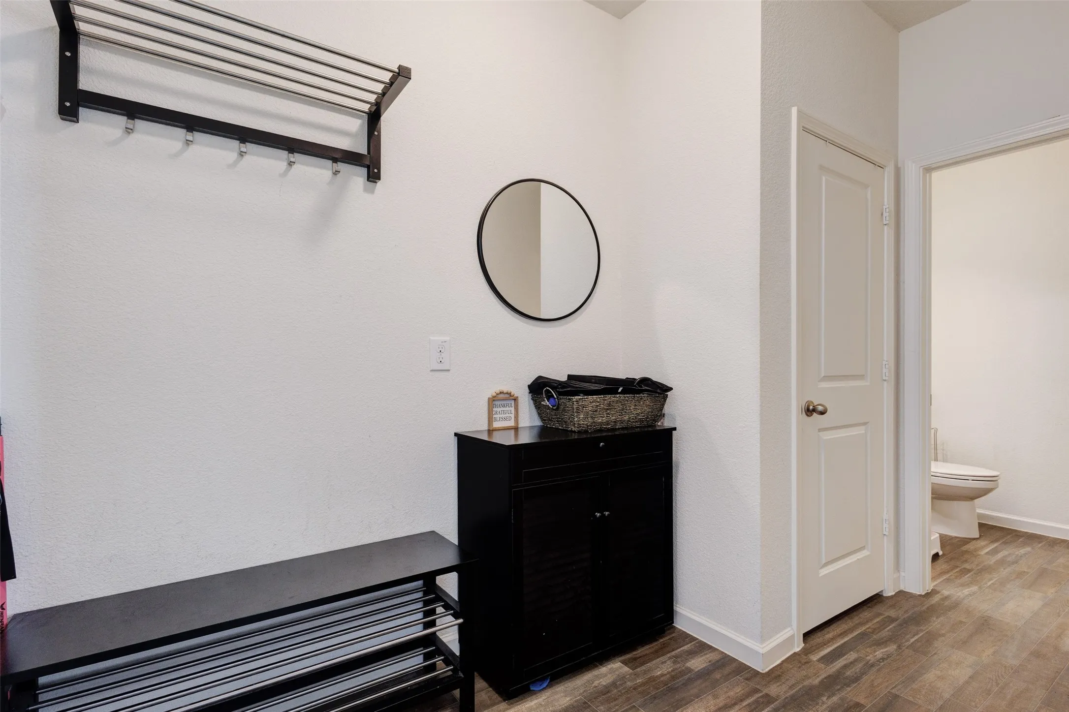 Single Family Residence For Sale in Ellis County , 420 Gypsum Lane, Glenn Heights, Texas 75154, 4 Bedroom, 3 Bathroom, 2 Garage spaces, 2,401 Sqft, built in 2019, mls#21405830, Real Estate Agent in Glenn Heights, Homes For Sale in Ellis county, Homes For Sale in Glenn Heights, Realtor in Glenn Heights Texas, Real Estate Brokerage Independent Realty Texas, Luminita Cordes Realtor