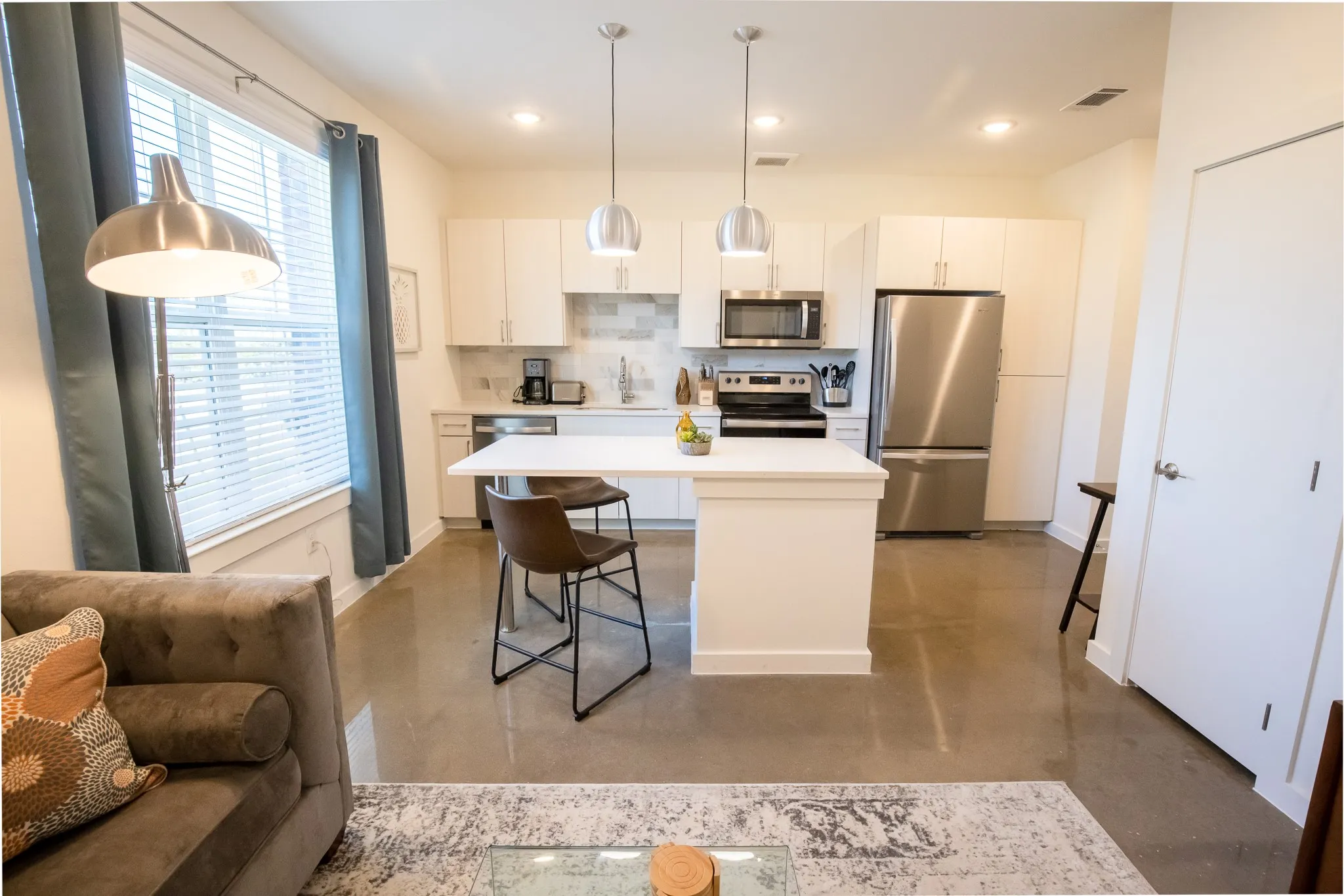 Apartment For Rent in Dallas County , 120 N Madison Avenue 1203, Dallas, Texas 75208, 1 Bedroom, 1 Bathroom, 1 Garage spaces, 611 Sqft, built in 2020, mls#21406066, Real Estate Agent in Dallas, Homes For Rent in Dallas county, Homes For Rent in Dallas, Realtor in Dallas Texas, Real Estate Brokerage Independent Realty Texas, Luminita Cordes Realtor