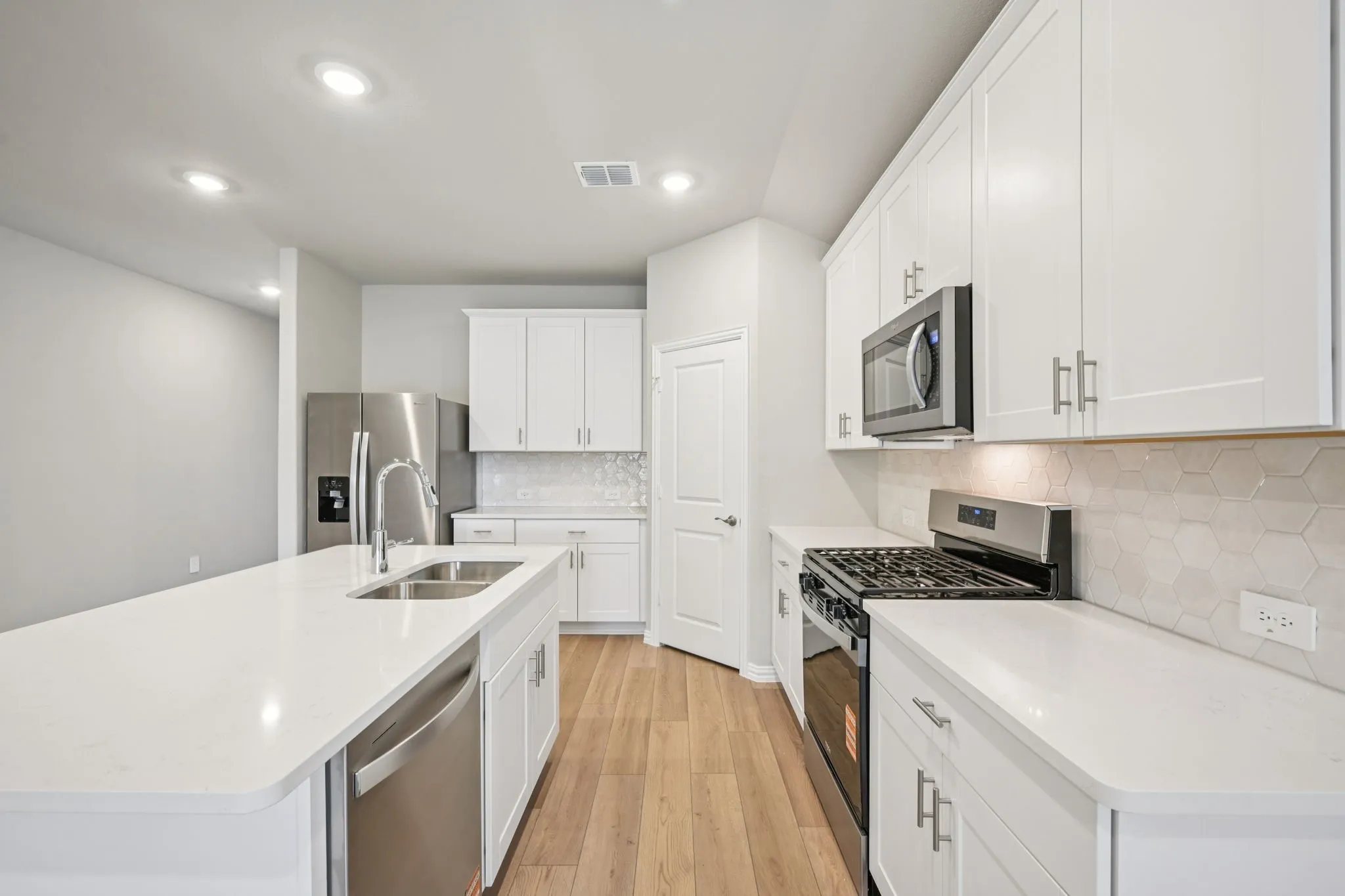 Photo is not of the actual home, but is an inspirational photo of builder’s model home and may depict options, furnishings, and/or decorator features that are not included.