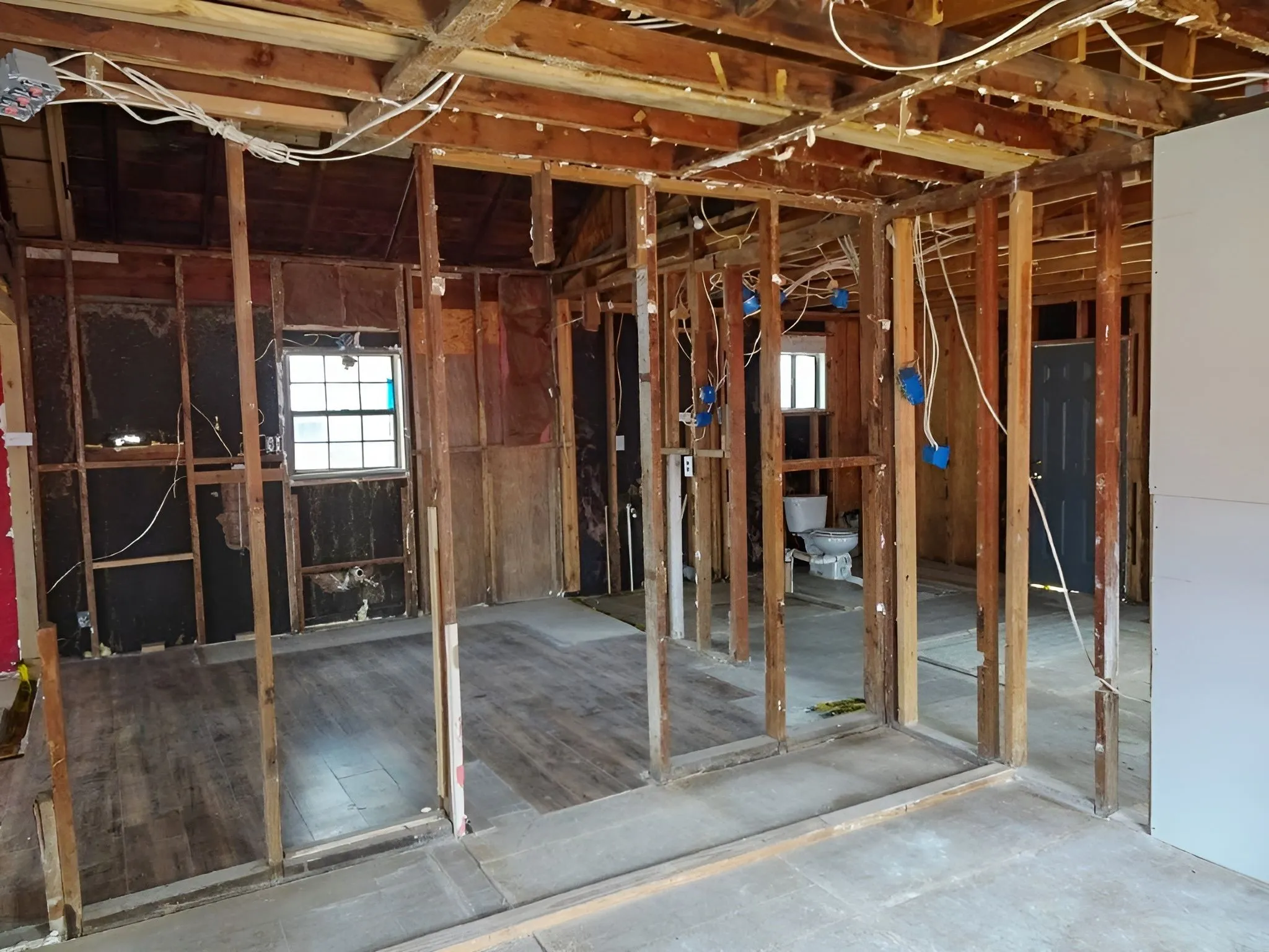 Single Family Residence For Sale in Webb County , 4518 Rodeo Lane, Laredo, Texas 78046, 3 Bedroom, 1 Bathroom, Garage spaces, 1,048 Sqft, built in 1993, mls#21406061, Real Estate Agent in Laredo, Homes For Sale in Webb county, Homes For Sale in Laredo, Realtor in Laredo Texas, Real Estate Brokerage Independent Realty Texas, Luminita Cordes Realtor