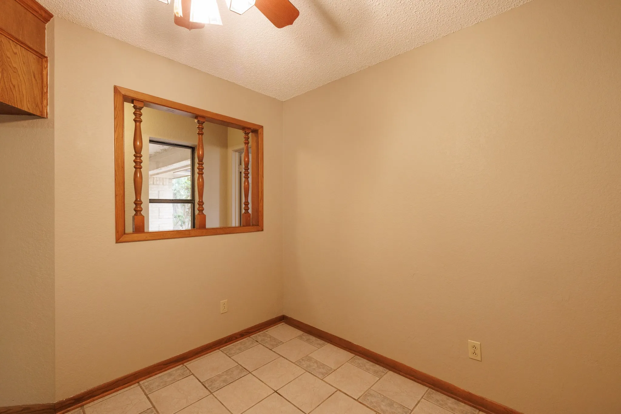 Single Family Residence For Rent in Taylor County , 4510 Pamela Drive, Abilene, Texas 79606, 3 Bedroom, 2 Bathroom, 2 Garage spaces, 1,996 Sqft, built in 1985, mls#21405872, Real Estate Agent in Abilene, Homes For Rent in Taylor county, Homes For Rent in Abilene, Realtor in Abilene Texas, Real Estate Brokerage Independent Realty Texas, Luminita Cordes Realtor
