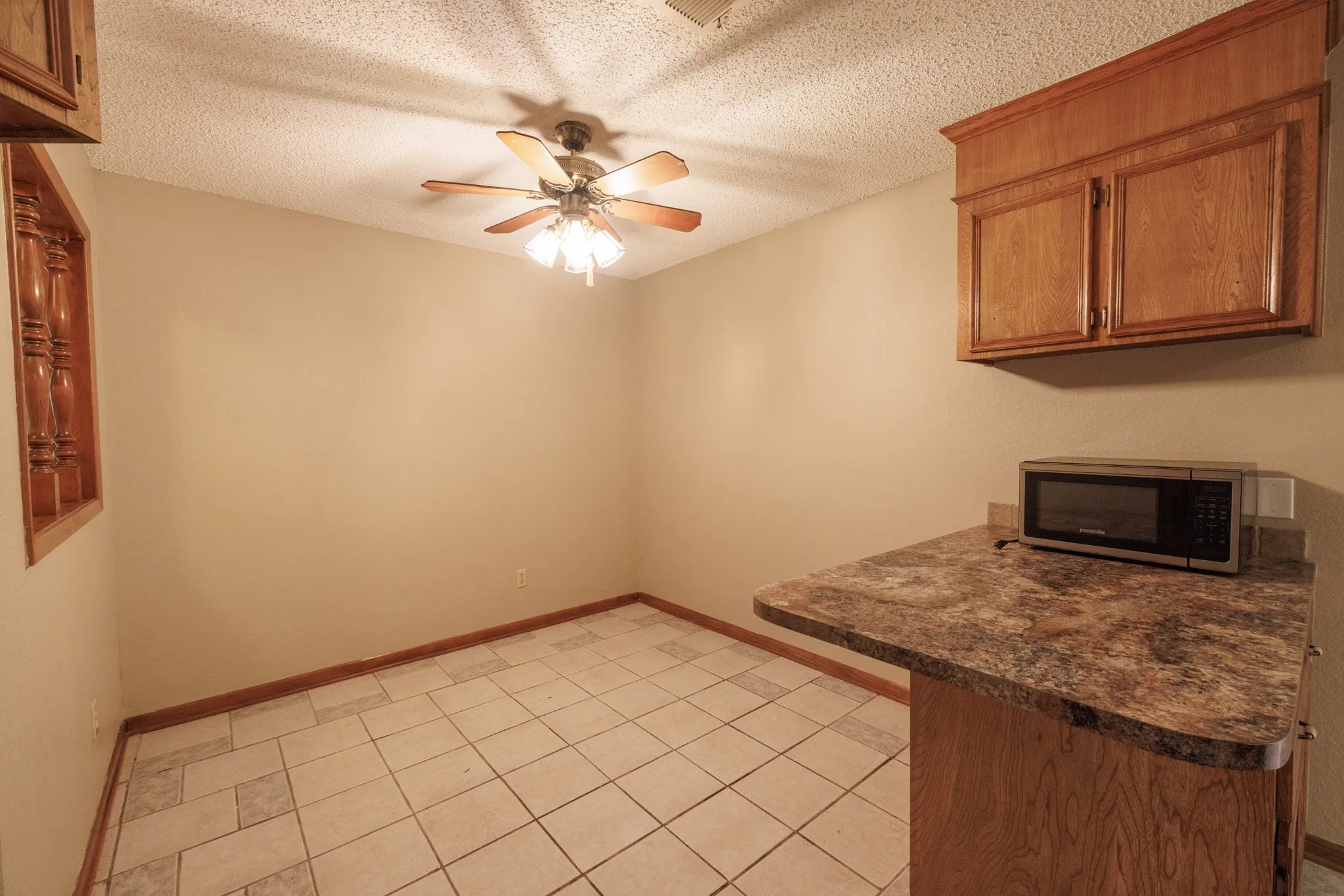 Single Family Residence For Rent in Taylor County , 4510 Pamela Drive, Abilene, Texas 79606, 3 Bedroom, 2 Bathroom, 2 Garage spaces, 1,996 Sqft, built in 1985, mls#21405872, Real Estate Agent in Abilene, Homes For Rent in Taylor county, Homes For Rent in Abilene, Realtor in Abilene Texas, Real Estate Brokerage Independent Realty Texas, Luminita Cordes Realtor