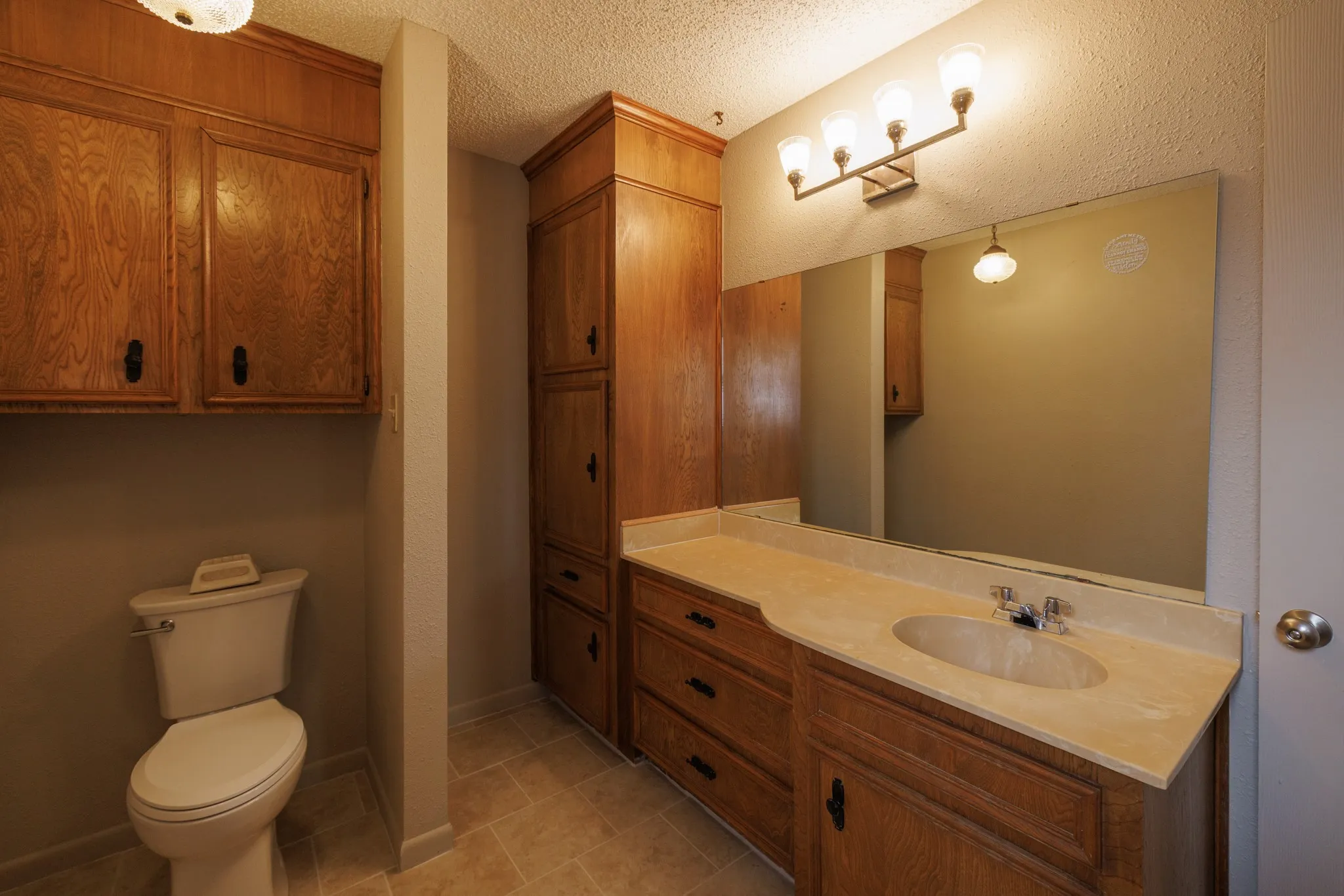Single Family Residence For Rent in Taylor County , 4510 Pamela Drive, Abilene, Texas 79606, 3 Bedroom, 2 Bathroom, 2 Garage spaces, 1,996 Sqft, built in 1985, mls#21405872, Real Estate Agent in Abilene, Homes For Rent in Taylor county, Homes For Rent in Abilene, Realtor in Abilene Texas, Real Estate Brokerage Independent Realty Texas, Luminita Cordes Realtor