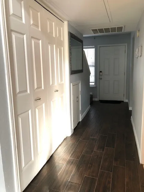 Condominium For Rent in Dallas County , 9601 Forest Lane 1222, Dallas, Texas 75243, 2 Bedroom, 2 Bathroom, Garage spaces, 1,137 Sqft, built in 1983, mls#21406065, Real Estate Agent in Dallas, Homes For Rent in Dallas county, Homes For Rent in Dallas, Realtor in Dallas Texas, Real Estate Brokerage Independent Realty Texas, Luminita Cordes Realtor