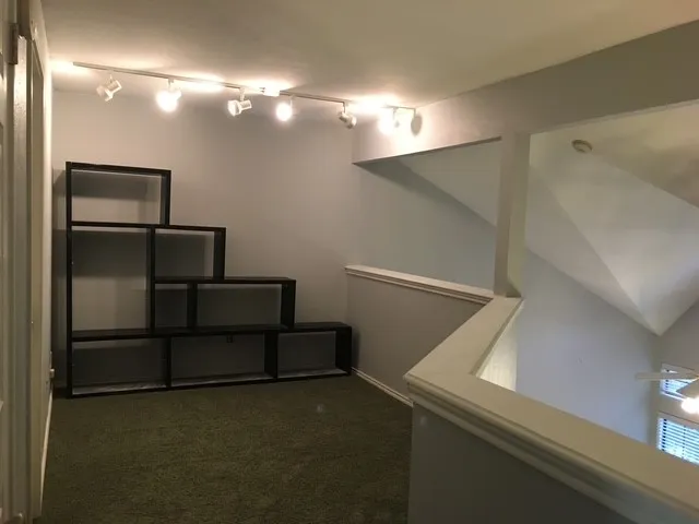 Condominium For Rent in Dallas County , 9601 Forest Lane 1222, Dallas, Texas 75243, 2 Bedroom, 2 Bathroom, Garage spaces, 1,137 Sqft, built in 1983, mls#21406065, Real Estate Agent in Dallas, Homes For Rent in Dallas county, Homes For Rent in Dallas, Realtor in Dallas Texas, Real Estate Brokerage Independent Realty Texas, Luminita Cordes Realtor