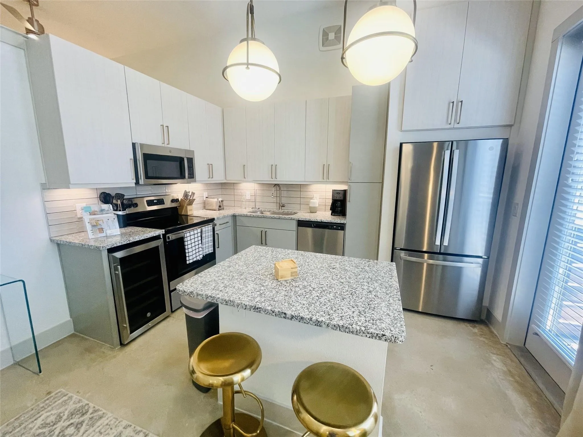 Apartment For Rent in Dallas County , 13701 Montfort Drive 1116, Dallas, Texas 75240, 1 Bedroom, 1 Bathroom, Garage spaces, 540 Sqft, built in 2023, mls#21406082, Real Estate Agent in Dallas, Homes For Rent in Dallas county, Homes For Rent in Dallas, Realtor in Dallas Texas, Real Estate Brokerage Independent Realty Texas, Luminita Cordes Realtor