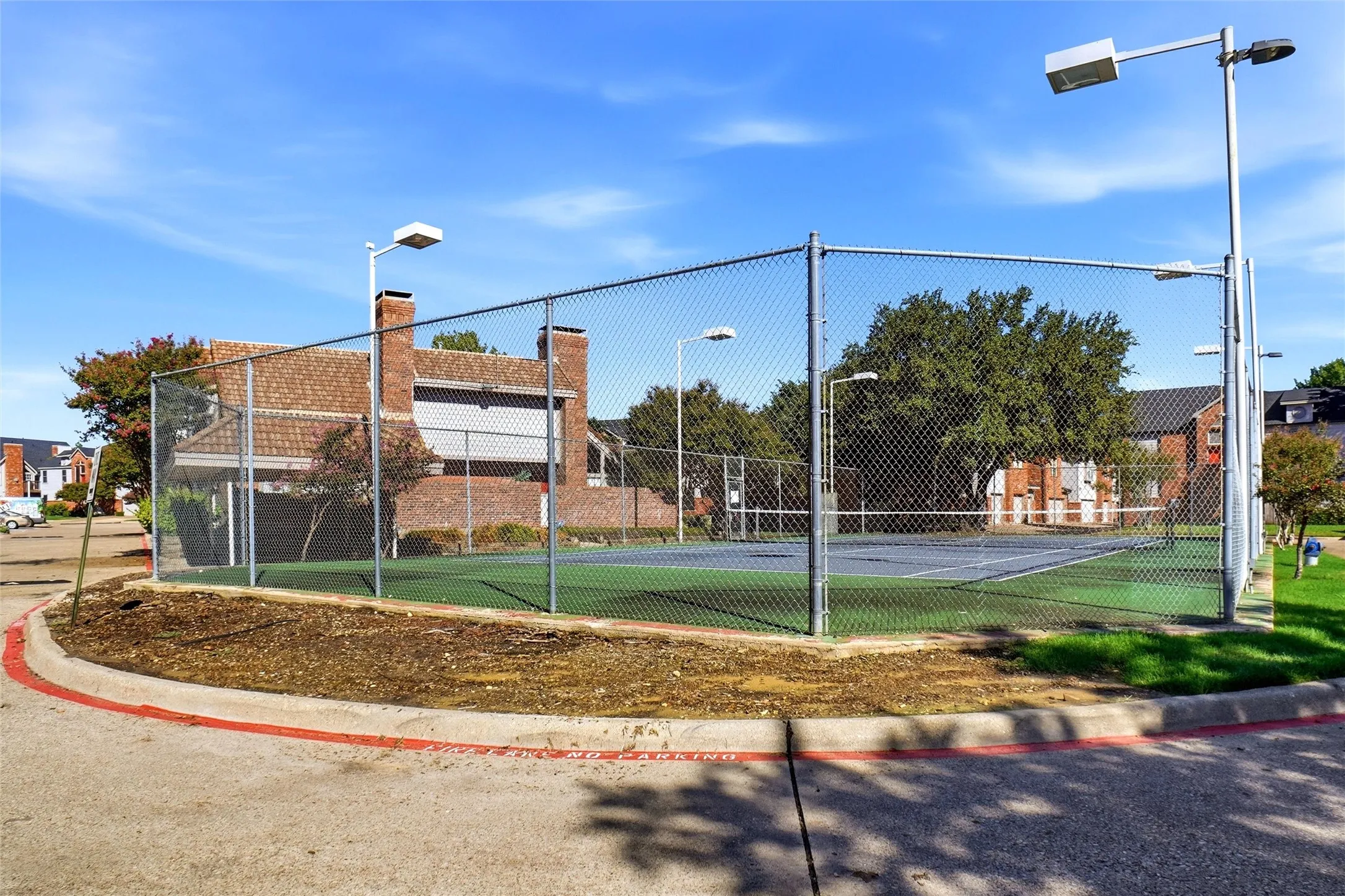 Condominium For Sale in Collin County , 18240 Midway Road 1602, Dallas, Texas 75287, 3 Bedroom, 3 Bathroom, 2 Garage spaces, 1,593 Sqft, built in 1996, mls#21405380, Real Estate Agent in Dallas, Homes For Sale in Collin county, Homes For Sale in Dallas, Realtor in Dallas Texas, Real Estate Brokerage Independent Realty Texas, Luminita Cordes Realtor