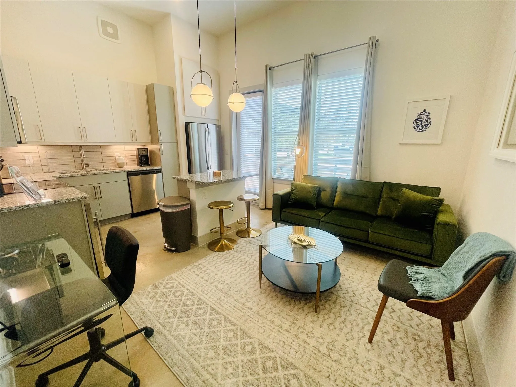 Apartment For Rent in Dallas County , 13701 Montfort Drive 1132, Dallas, Texas 75240, 1 Bedroom, 1 Bathroom, Garage spaces, 689 Sqft, built in 2023, mls#21406090, Real Estate Agent in Dallas, Homes For Rent in Dallas county, Homes For Rent in Dallas, Realtor in Dallas Texas, Real Estate Brokerage Independent Realty Texas, Luminita Cordes Realtor