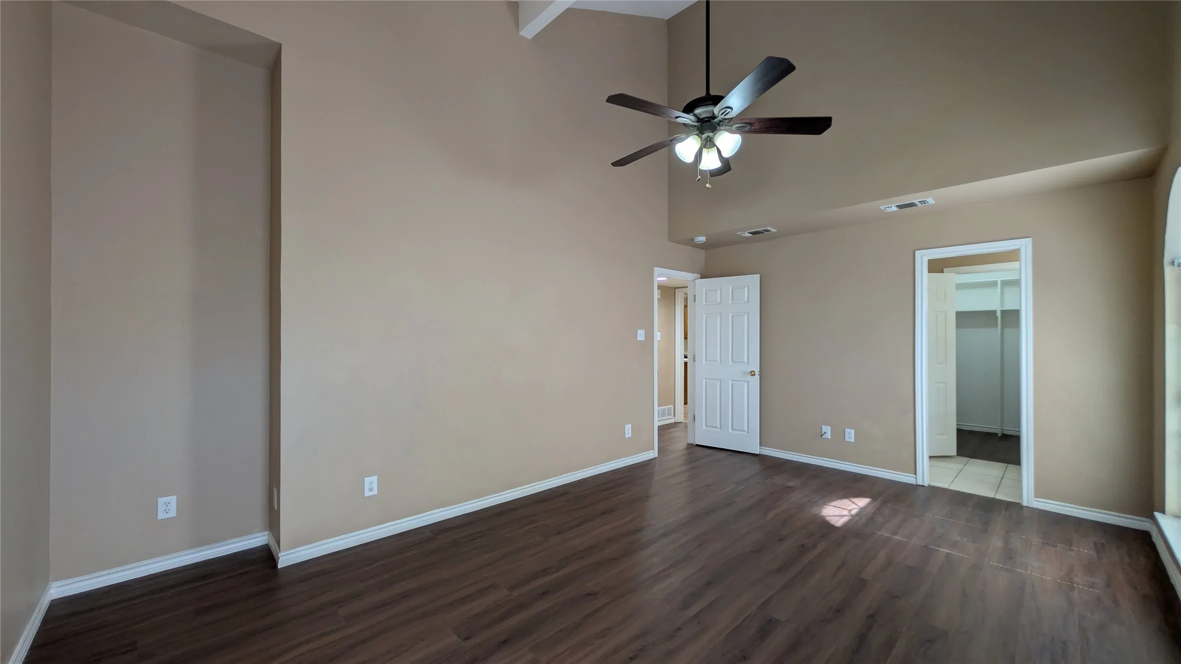 Single Family Residence For Rent in Denton County , 1007 Treys Court, Sanger, Texas 76266, 3 Bedroom, 2 Bathroom, 2 Garage spaces, 1,652 Sqft, built in 1996, mls#21406101, Real Estate Agent in Sanger, Homes For Rent in Denton county, Homes For Rent in Sanger, Realtor in Sanger Texas, Real Estate Brokerage Independent Realty Texas, Luminita Cordes Realtor