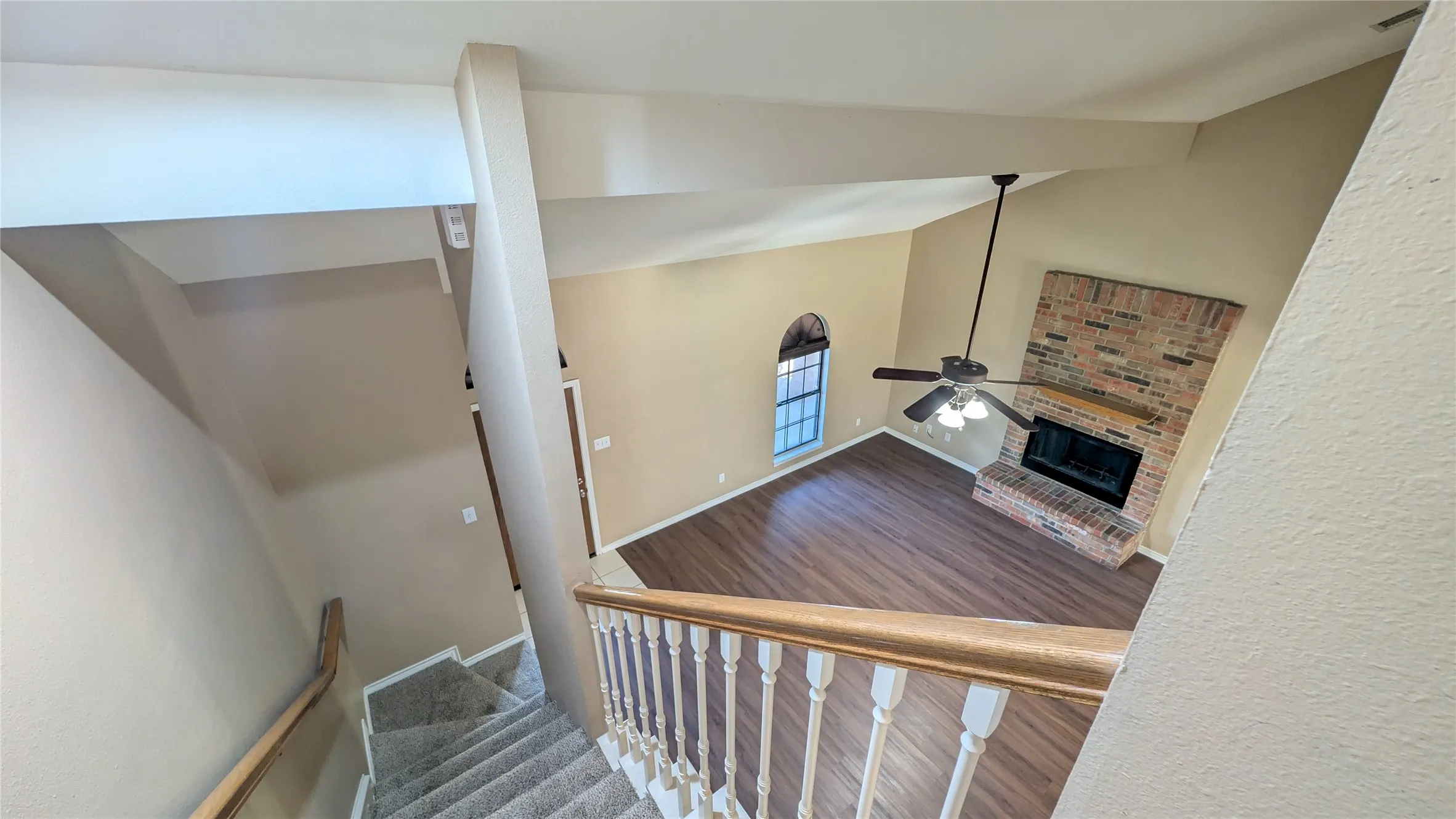 Single Family Residence For Rent in Denton County , 1007 Treys Court, Sanger, Texas 76266, 3 Bedroom, 2 Bathroom, 2 Garage spaces, 1,652 Sqft, built in 1996, mls#21406101, Real Estate Agent in Sanger, Homes For Rent in Denton county, Homes For Rent in Sanger, Realtor in Sanger Texas, Real Estate Brokerage Independent Realty Texas, Luminita Cordes Realtor