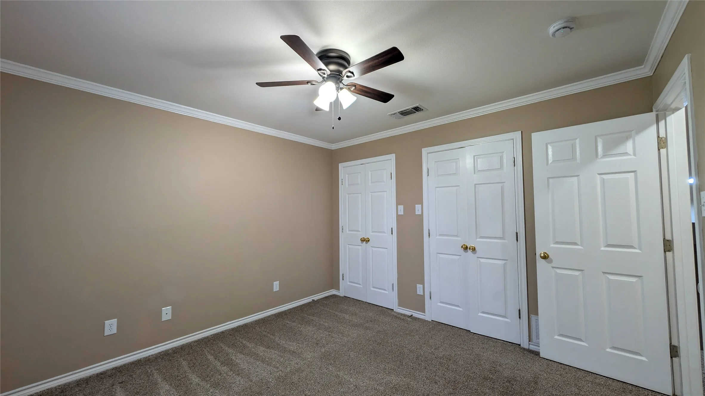 Single Family Residence For Rent in Denton County , 1007 Treys Court, Sanger, Texas 76266, 3 Bedroom, 2 Bathroom, 2 Garage spaces, 1,652 Sqft, built in 1996, mls#21406101, Real Estate Agent in Sanger, Homes For Rent in Denton county, Homes For Rent in Sanger, Realtor in Sanger Texas, Real Estate Brokerage Independent Realty Texas, Luminita Cordes Realtor