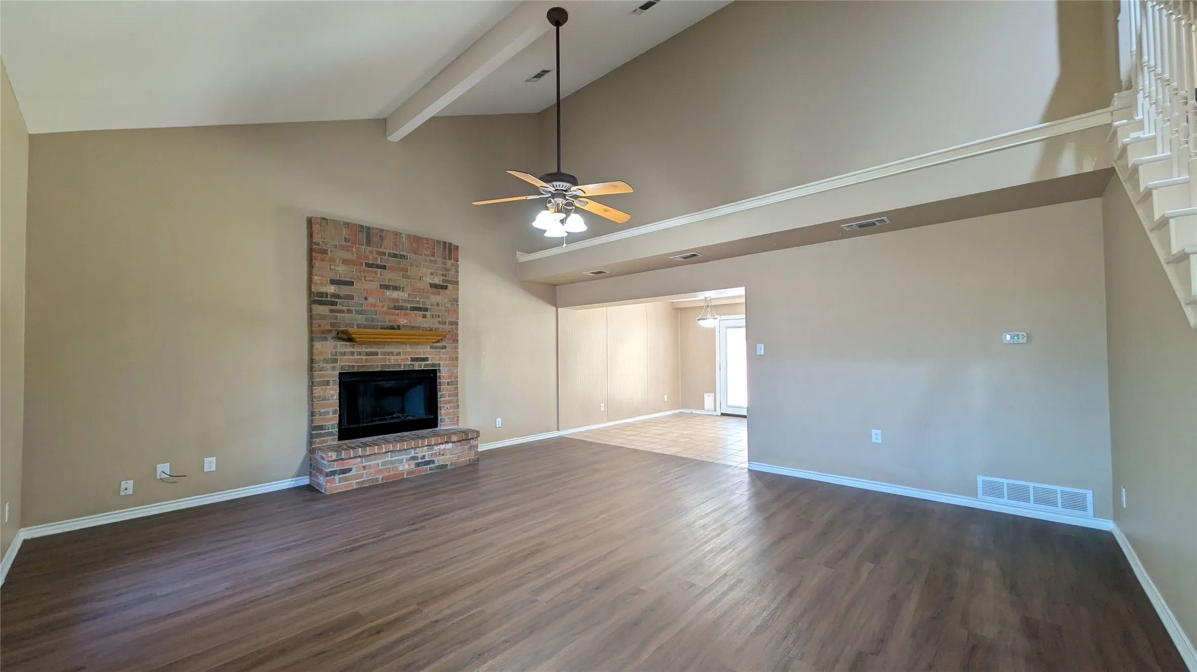 Single Family Residence For Rent in Denton County , 1007 Treys Court, Sanger, Texas 76266, 3 Bedroom, 2 Bathroom, 2 Garage spaces, 1,652 Sqft, built in 1996, mls#21406101, Real Estate Agent in Sanger, Homes For Rent in Denton county, Homes For Rent in Sanger, Realtor in Sanger Texas, Real Estate Brokerage Independent Realty Texas, Luminita Cordes Realtor