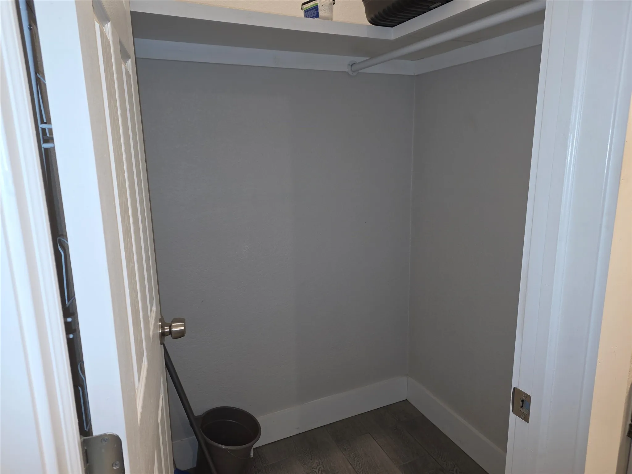 Single Family Residence For Rent in Ellis County , 901 S Hall Street, Ennis, Texas 75119, 3 Bedroom, 2 Bathroom, Garage spaces, 1,306 Sqft, built in 1945, mls#21406107, Real Estate Agent in Ennis, Homes For Rent in Ellis county, Homes For Rent in Ennis, Realtor in Ennis Texas, Real Estate Brokerage Independent Realty Texas, Luminita Cordes Realtor