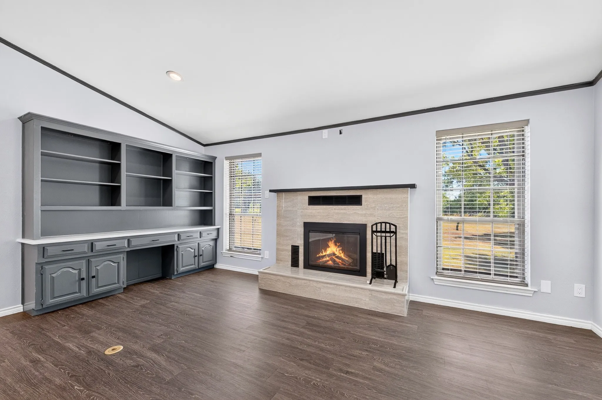 Single Family Residence For Sale in Collin County , 14340 County Road 550 Road, Farmersville, Texas 75442, 3 Bedroom, 2 Bathroom, 2 Garage spaces, 2,819 Sqft, built in 1982, mls#21398352, Real Estate Agent in Farmersville, Homes For Sale in Collin county, Homes For Sale in Farmersville, Realtor in Farmersville Texas, Real Estate Brokerage Independent Realty Texas, Luminita Cordes Realtor