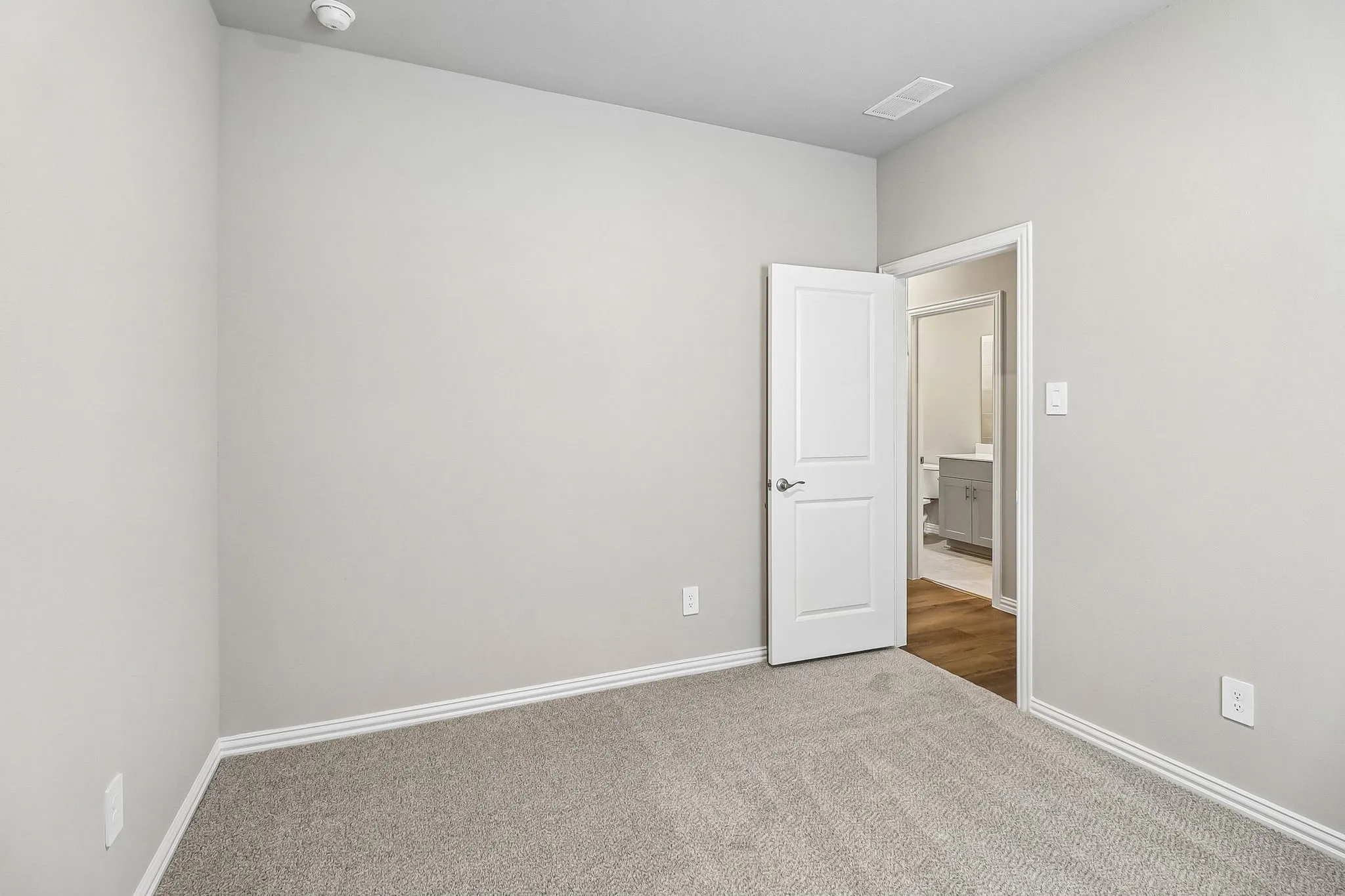 Photo is not of the actual home, but is an inspirational photo of builder’s model home and may depict options, furnishings, and/or decorator features that are not included.