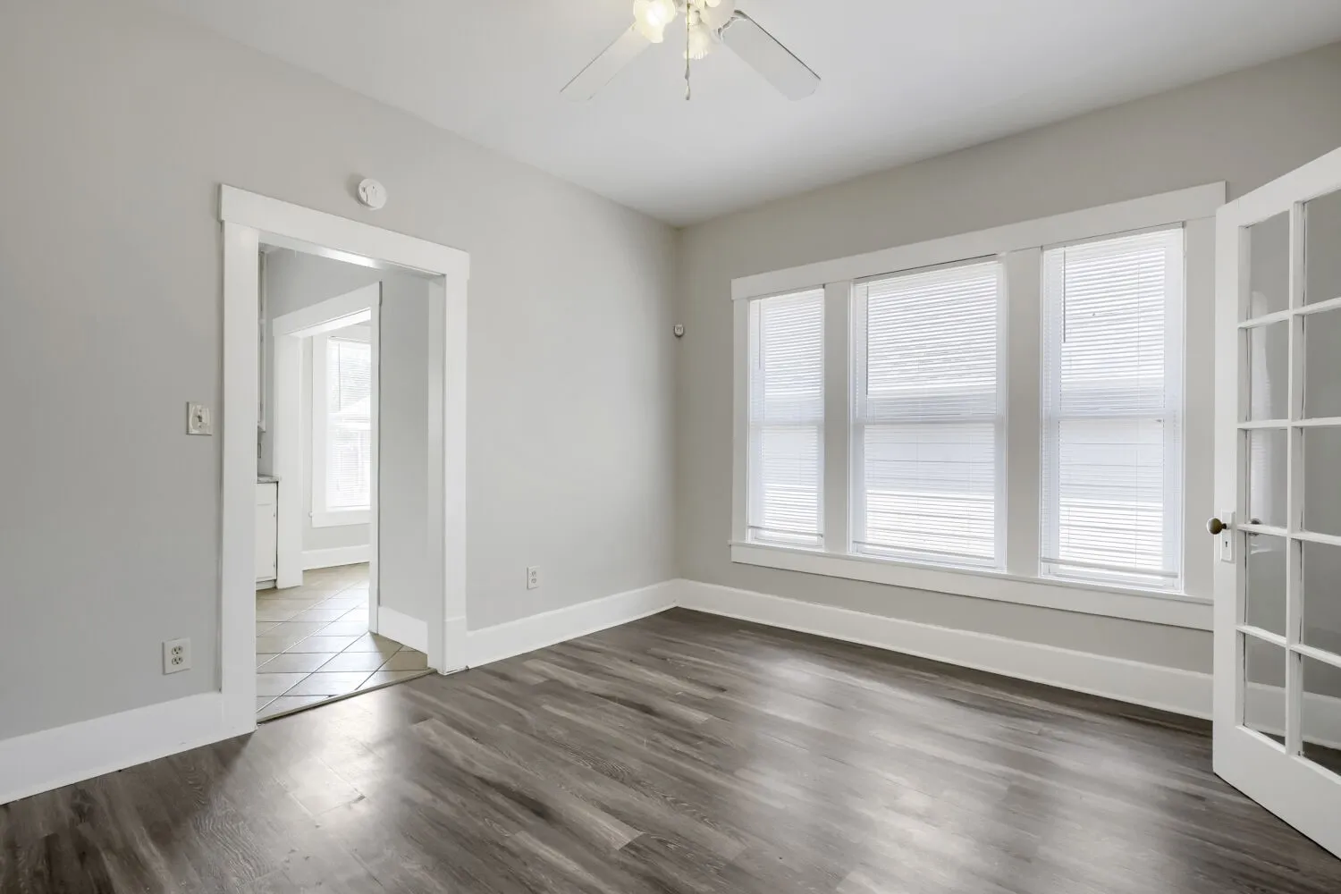 Single Family Residence For Rent in Grayson County , 520 E Day Street, Denison, Texas 75021, 3 Bedroom, 1 Bathroom, Garage spaces, 1,072 Sqft, built in 1920, mls#21406114, Real Estate Agent in Denison, Homes For Rent in Grayson county, Homes For Rent in Denison, Realtor in Denison Texas, Real Estate Brokerage Independent Realty Texas, Luminita Cordes Realtor