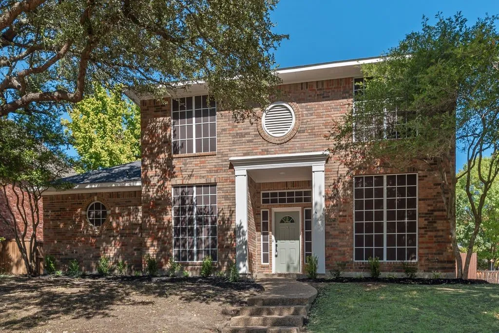Single Family Residence For Sale in Rockwall County , 9021 Lakepointe Avenue, Rowlett, Texas 75088, 4 Bedroom, 3 Bathroom, 2 Garage spaces, 2,540 Sqft, built in 1989, mls#21392119, Real Estate Agent in Rowlett, Homes For Sale in Rockwall county, Homes For Sale in Rowlett, Realtor in Rowlett Texas, Real Estate Brokerage Independent Realty Texas, Luminita Cordes Realtor