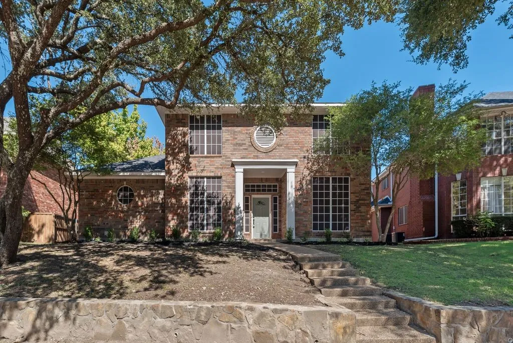 Single Family Residence For Sale in Rockwall County , 9021 Lakepointe Avenue, Rowlett, Texas 75088, 4 Bedroom, 3 Bathroom, 2 Garage spaces, 2,540 Sqft, built in 1989, mls#21392119, Real Estate Agent in Rowlett, Homes For Sale in Rockwall county, Homes For Sale in Rowlett, Realtor in Rowlett Texas, Real Estate Brokerage Independent Realty Texas, Luminita Cordes Realtor