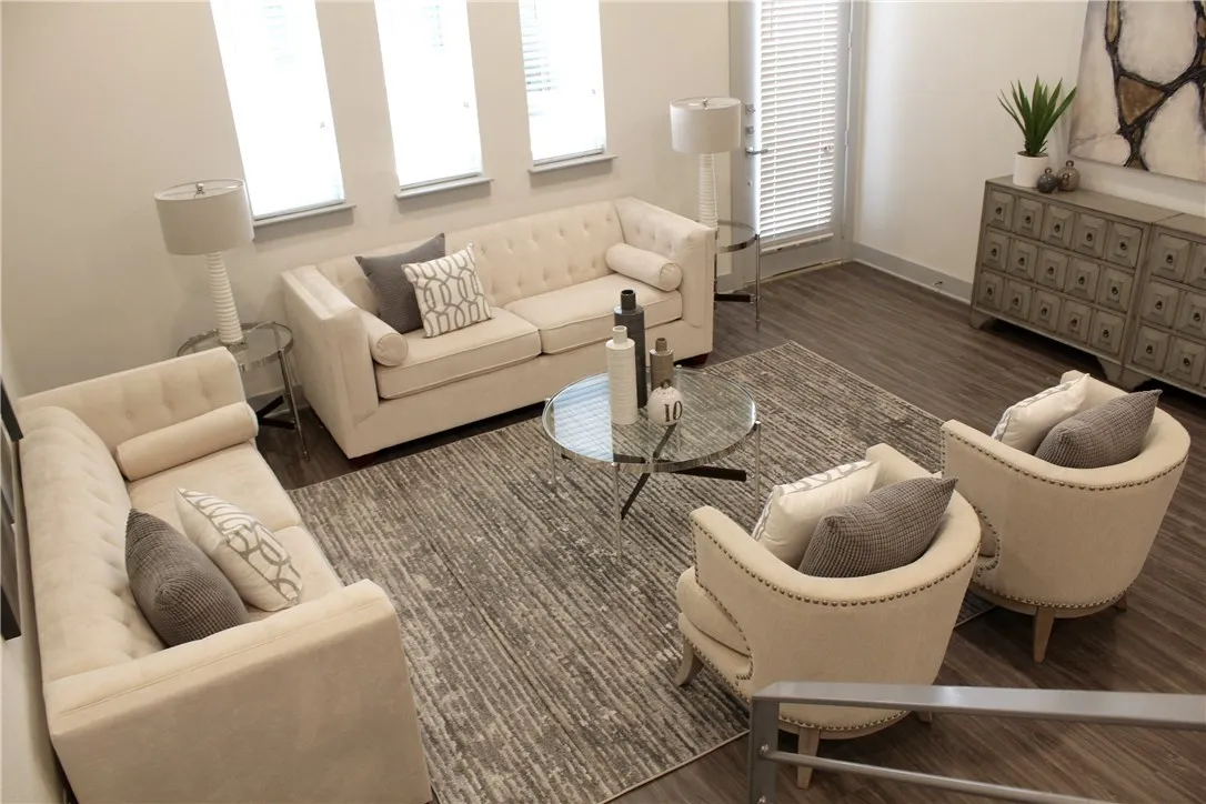 Townhouse For Rent in Dallas County , 1902 Moser Avenue 4C, Dallas, Texas 75206, 2 Bedroom, 3 Bathroom, 2 Garage spaces, 1,650 Sqft, built in 2018, mls#21406137, Real Estate Agent in Dallas, Homes For Rent in Dallas county, Homes For Rent in Dallas, Realtor in Dallas Texas, Real Estate Brokerage Independent Realty Texas, Luminita Cordes Realtor