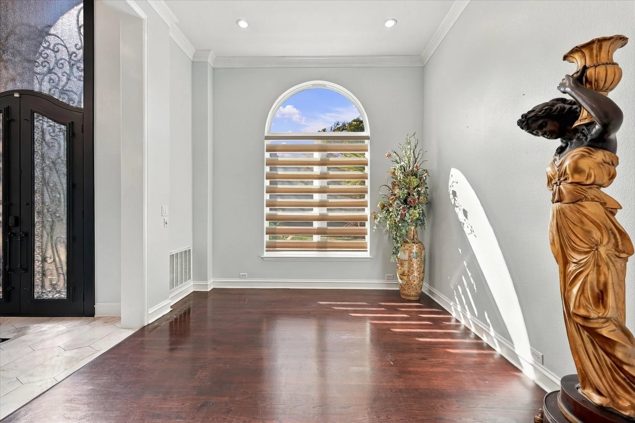 Single Family Residence For Rent in Collin County , 701 Wheaton Court, Allen, Texas 75013, 4 Bedroom, 4 Bathroom, 3 Garage spaces, 3,850 Sqft, built in 2000, mls#21406138, Real Estate Agent in Allen, Homes For Rent in Collin county, Homes For Rent in Allen, Realtor in Allen Texas, Real Estate Brokerage Independent Realty Texas, Luminita Cordes Realtor