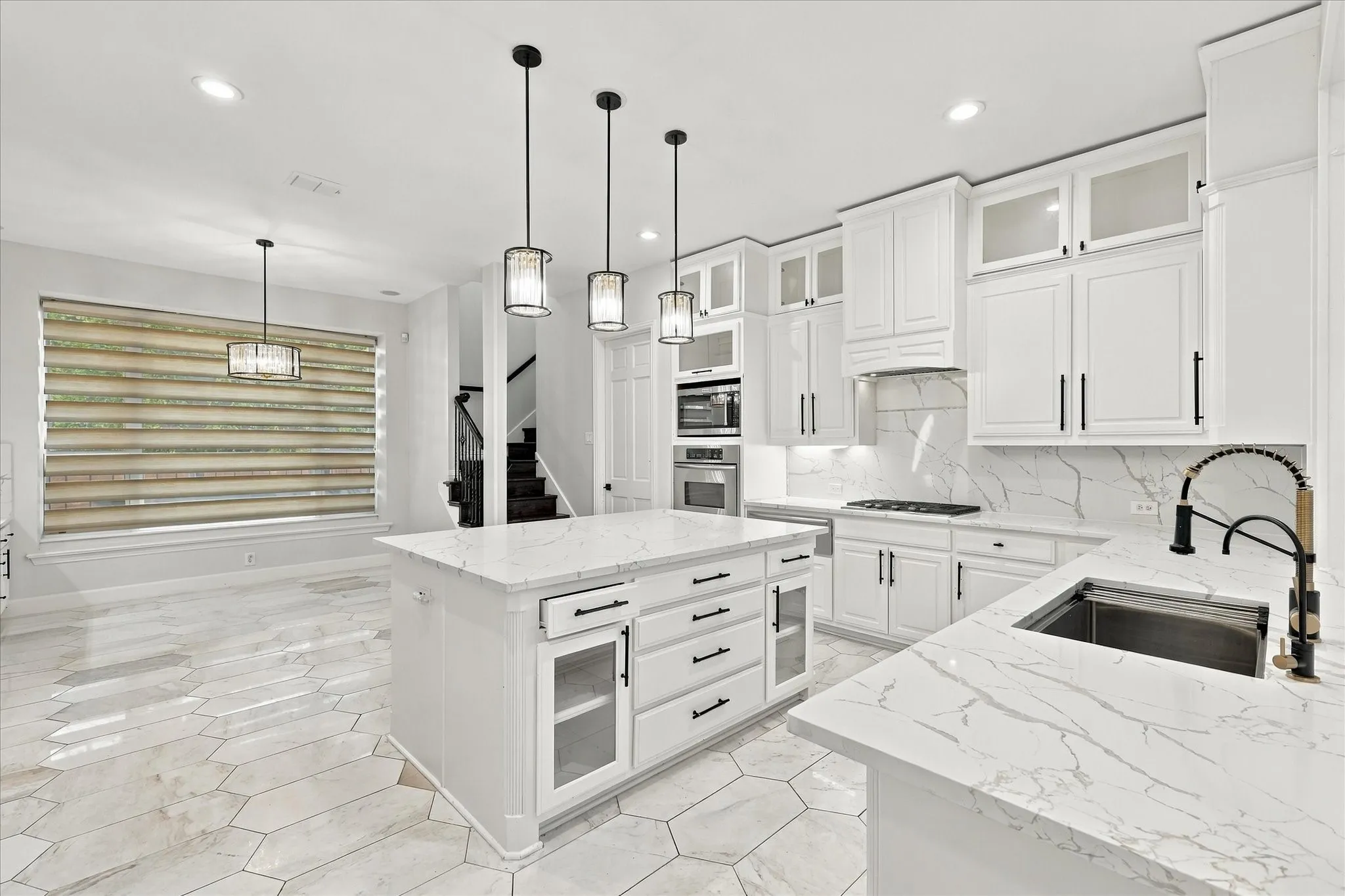 Single Family Residence For Rent in Collin County , 701 Wheaton Court, Allen, Texas 75013, 4 Bedroom, 4 Bathroom, 3 Garage spaces, 3,850 Sqft, built in 2000, mls#21406138, Real Estate Agent in Allen, Homes For Rent in Collin county, Homes For Rent in Allen, Realtor in Allen Texas, Real Estate Brokerage Independent Realty Texas, Luminita Cordes Realtor