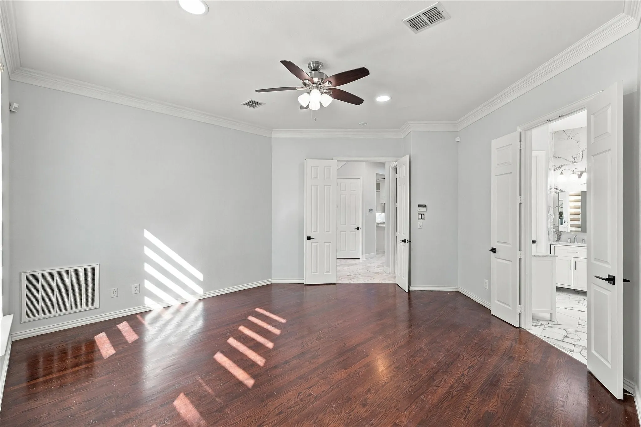 Single Family Residence For Rent in Collin County , 701 Wheaton Court, Allen, Texas 75013, 4 Bedroom, 4 Bathroom, 3 Garage spaces, 3,850 Sqft, built in 2000, mls#21406138, Real Estate Agent in Allen, Homes For Rent in Collin county, Homes For Rent in Allen, Realtor in Allen Texas, Real Estate Brokerage Independent Realty Texas, Luminita Cordes Realtor