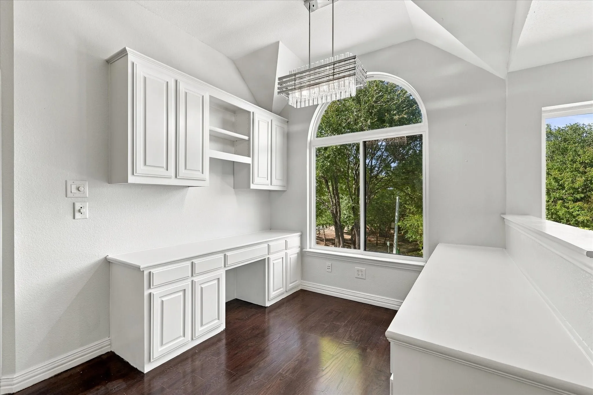 Single Family Residence For Rent in Collin County , 701 Wheaton Court, Allen, Texas 75013, 4 Bedroom, 4 Bathroom, 3 Garage spaces, 3,850 Sqft, built in 2000, mls#21406138, Real Estate Agent in Allen, Homes For Rent in Collin county, Homes For Rent in Allen, Realtor in Allen Texas, Real Estate Brokerage Independent Realty Texas, Luminita Cordes Realtor