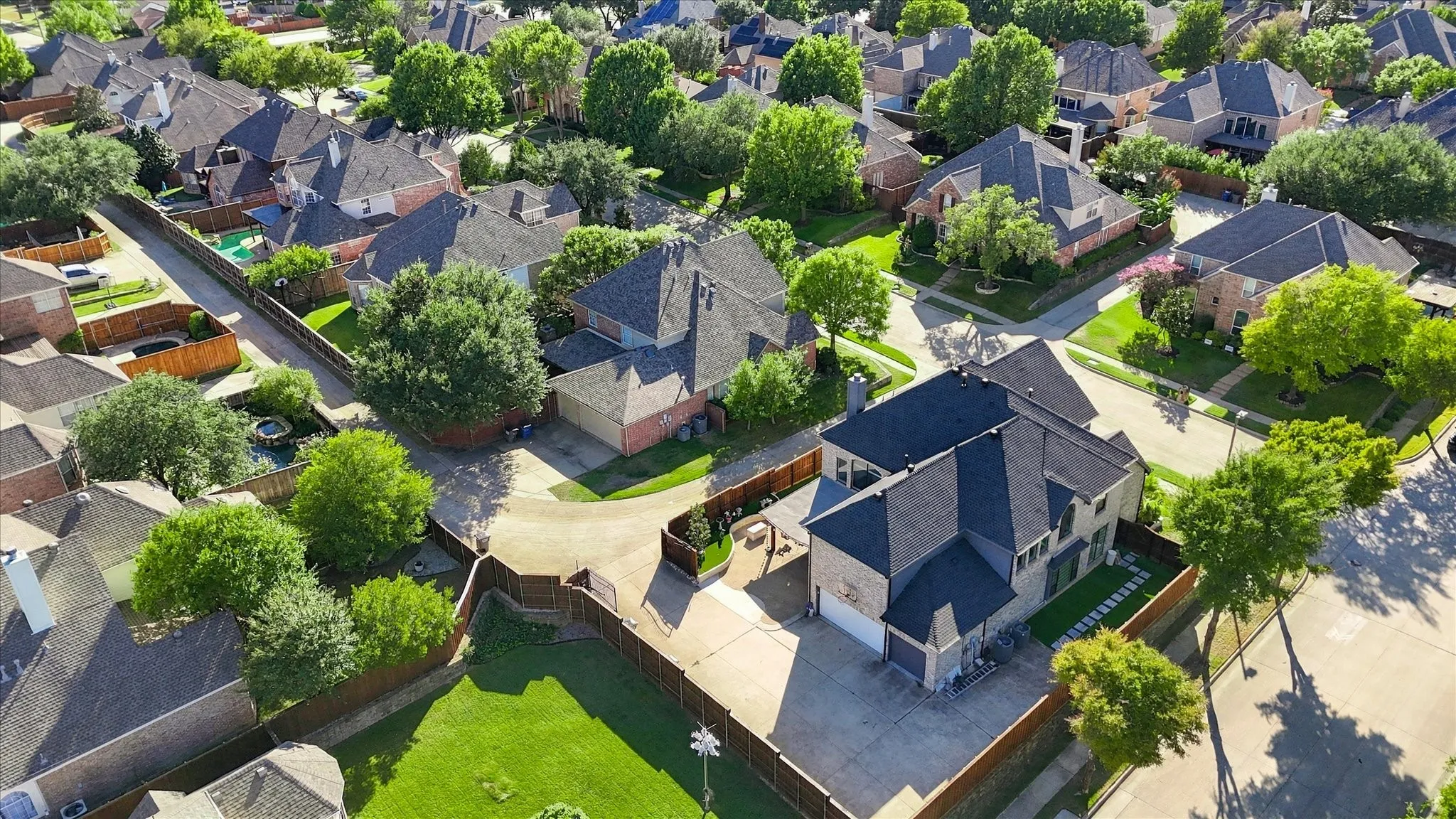 Single Family Residence For Rent in Collin County , 701 Wheaton Court, Allen, Texas 75013, 4 Bedroom, 4 Bathroom, 3 Garage spaces, 3,850 Sqft, built in 2000, mls#21406138, Real Estate Agent in Allen, Homes For Rent in Collin county, Homes For Rent in Allen, Realtor in Allen Texas, Real Estate Brokerage Independent Realty Texas, Luminita Cordes Realtor