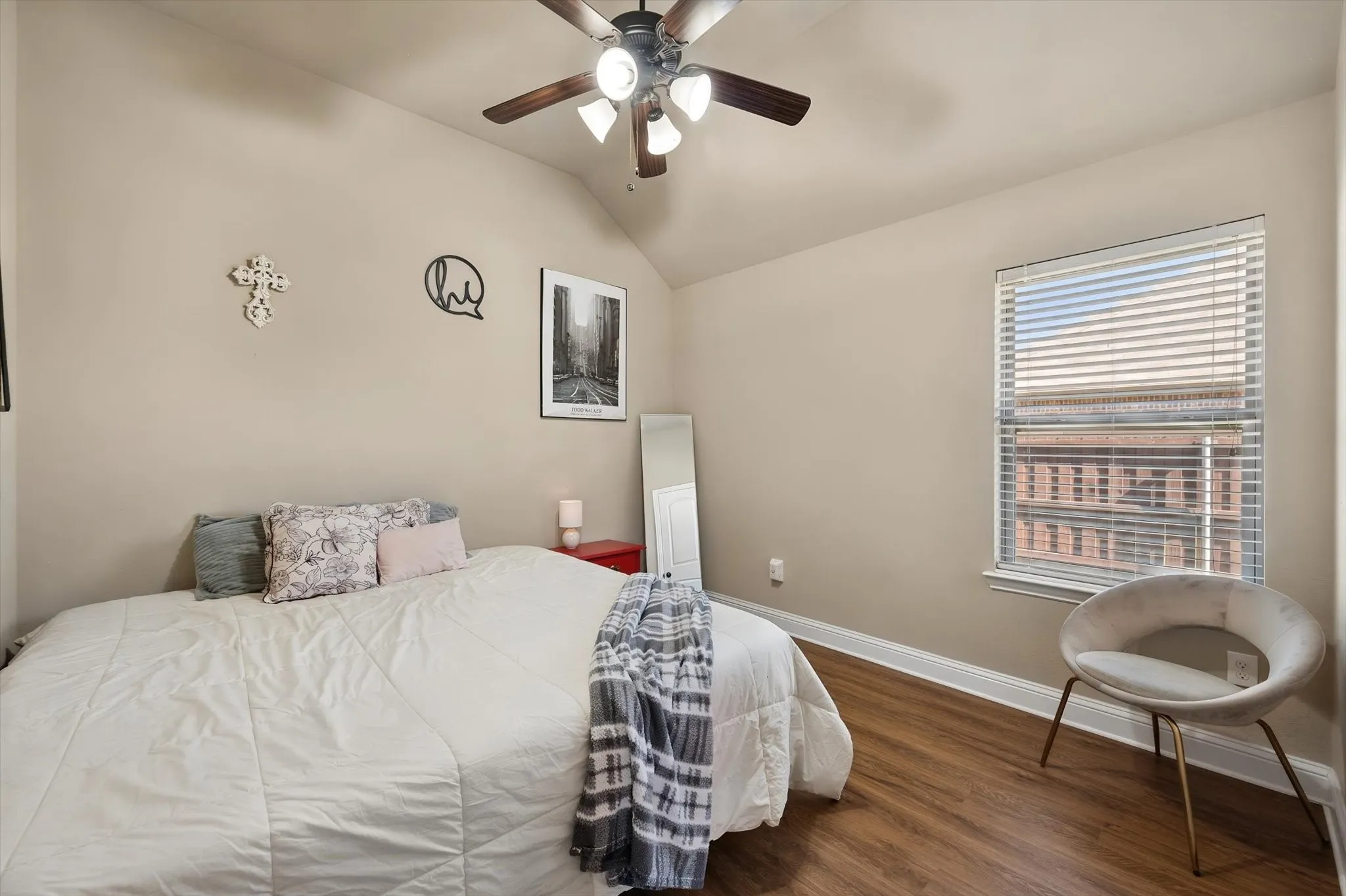 Single Family Residence For Sale in Kaufman County , 133 Haymeadow Drive, Crandall, Texas 75114, 4 Bedroom, 2 Bathroom, 2 Garage spaces, 2,288 Sqft, built in 2017, mls#21406062, Real Estate Agent in Crandall, Homes For Sale in Kaufman county, Homes For Sale in Crandall, Realtor in Crandall Texas, Real Estate Brokerage Independent Realty Texas, Luminita Cordes Realtor