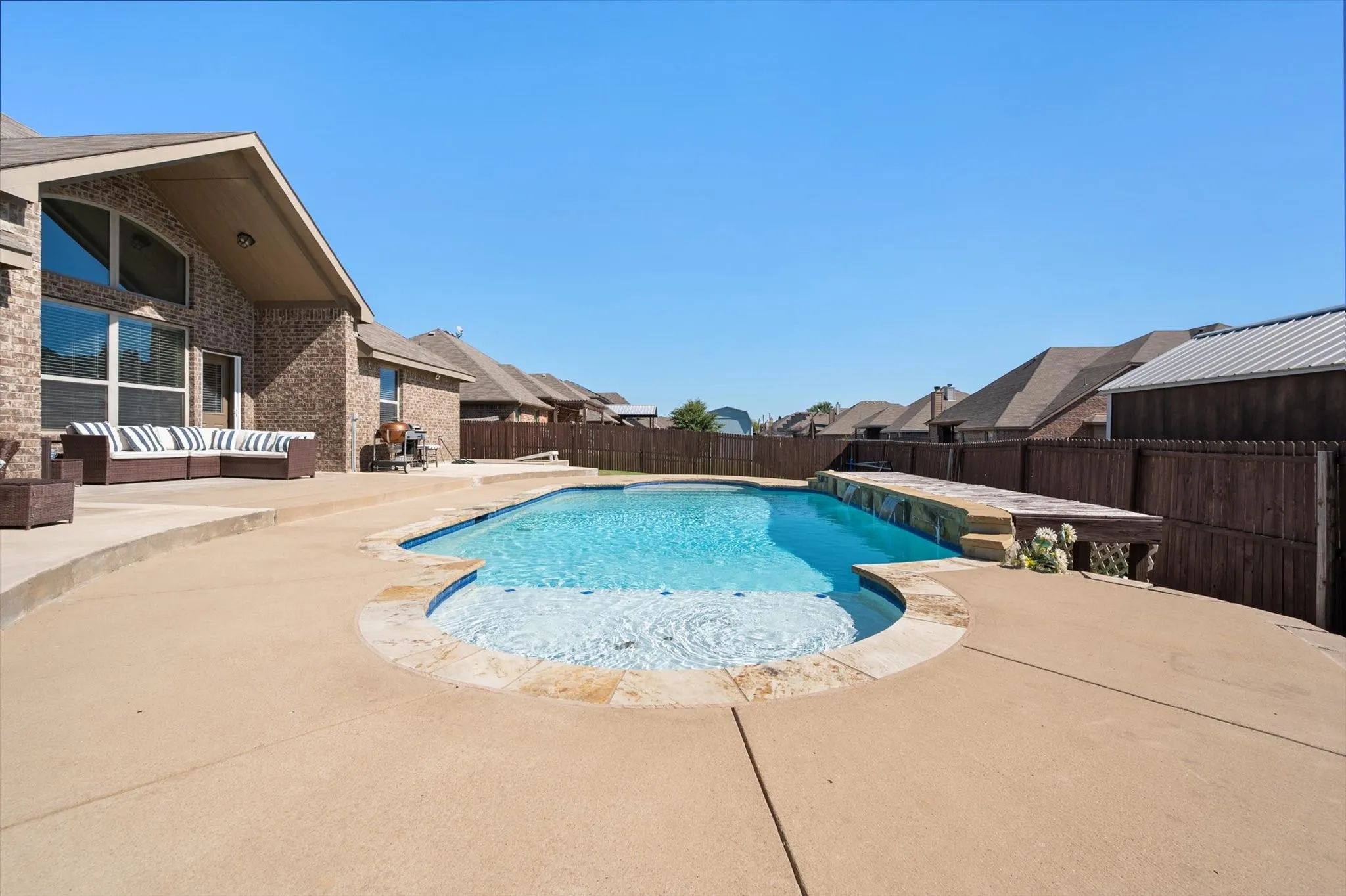 Single Family Residence For Sale in Kaufman County , 133 Haymeadow Drive, Crandall, Texas 75114, 4 Bedroom, 2 Bathroom, 2 Garage spaces, 2,288 Sqft, built in 2017, mls#21406062, Real Estate Agent in Crandall, Homes For Sale in Kaufman county, Homes For Sale in Crandall, Realtor in Crandall Texas, Real Estate Brokerage Independent Realty Texas, Luminita Cordes Realtor