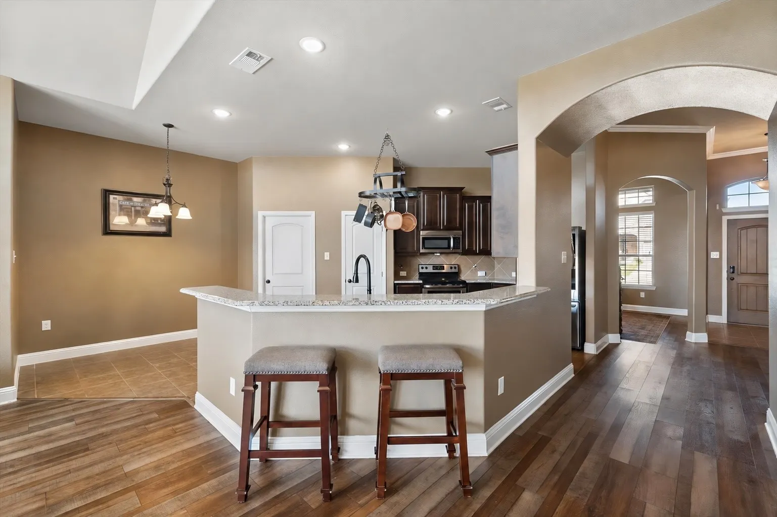 Single Family Residence For Sale in Kaufman County , 133 Haymeadow Drive, Crandall, Texas 75114, 4 Bedroom, 2 Bathroom, 2 Garage spaces, 2,288 Sqft, built in 2017, mls#21406062, Real Estate Agent in Crandall, Homes For Sale in Kaufman county, Homes For Sale in Crandall, Realtor in Crandall Texas, Real Estate Brokerage Independent Realty Texas, Luminita Cordes Realtor