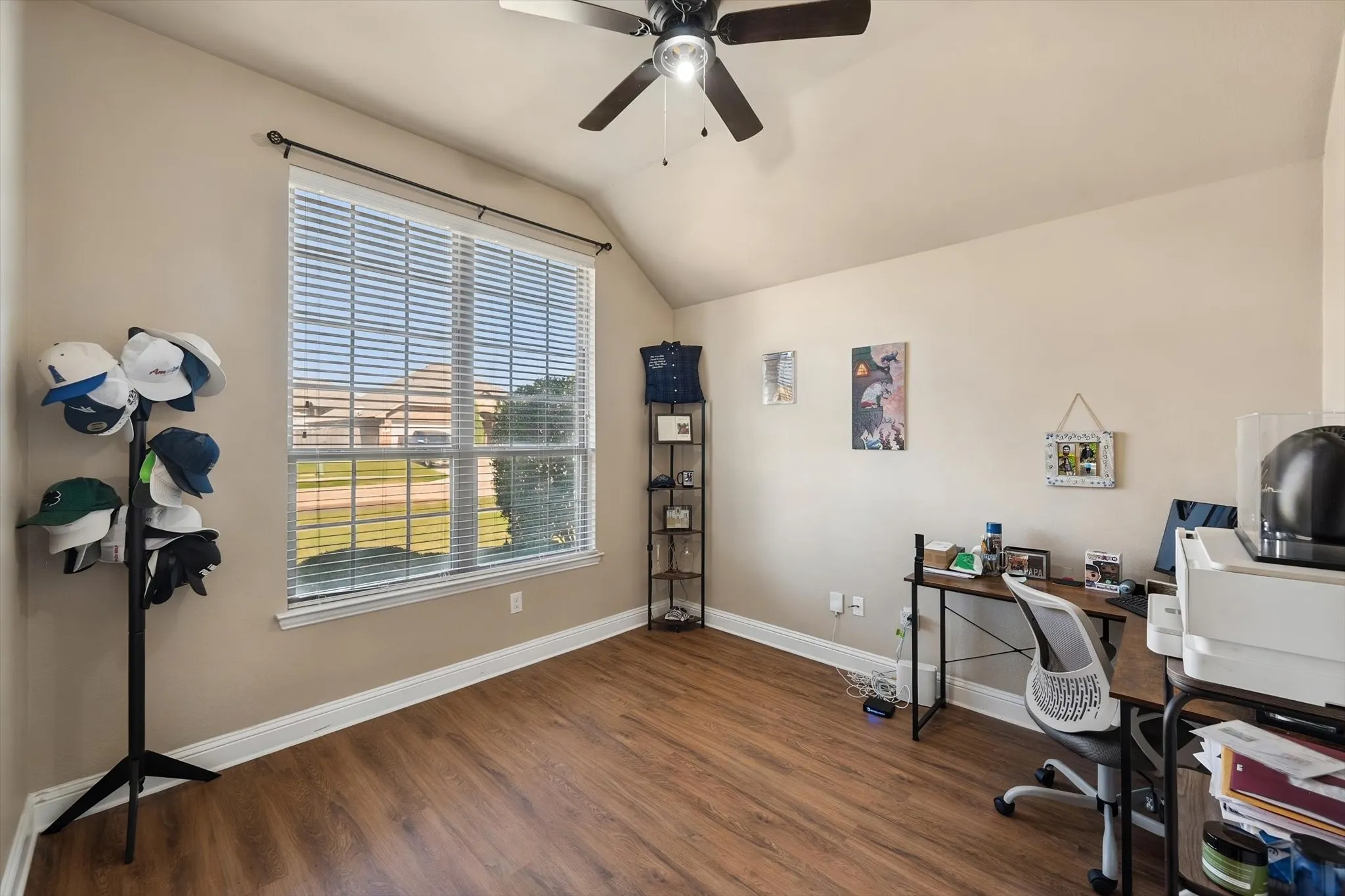 Single Family Residence For Sale in Kaufman County , 133 Haymeadow Drive, Crandall, Texas 75114, 4 Bedroom, 2 Bathroom, 2 Garage spaces, 2,288 Sqft, built in 2017, mls#21406062, Real Estate Agent in Crandall, Homes For Sale in Kaufman county, Homes For Sale in Crandall, Realtor in Crandall Texas, Real Estate Brokerage Independent Realty Texas, Luminita Cordes Realtor