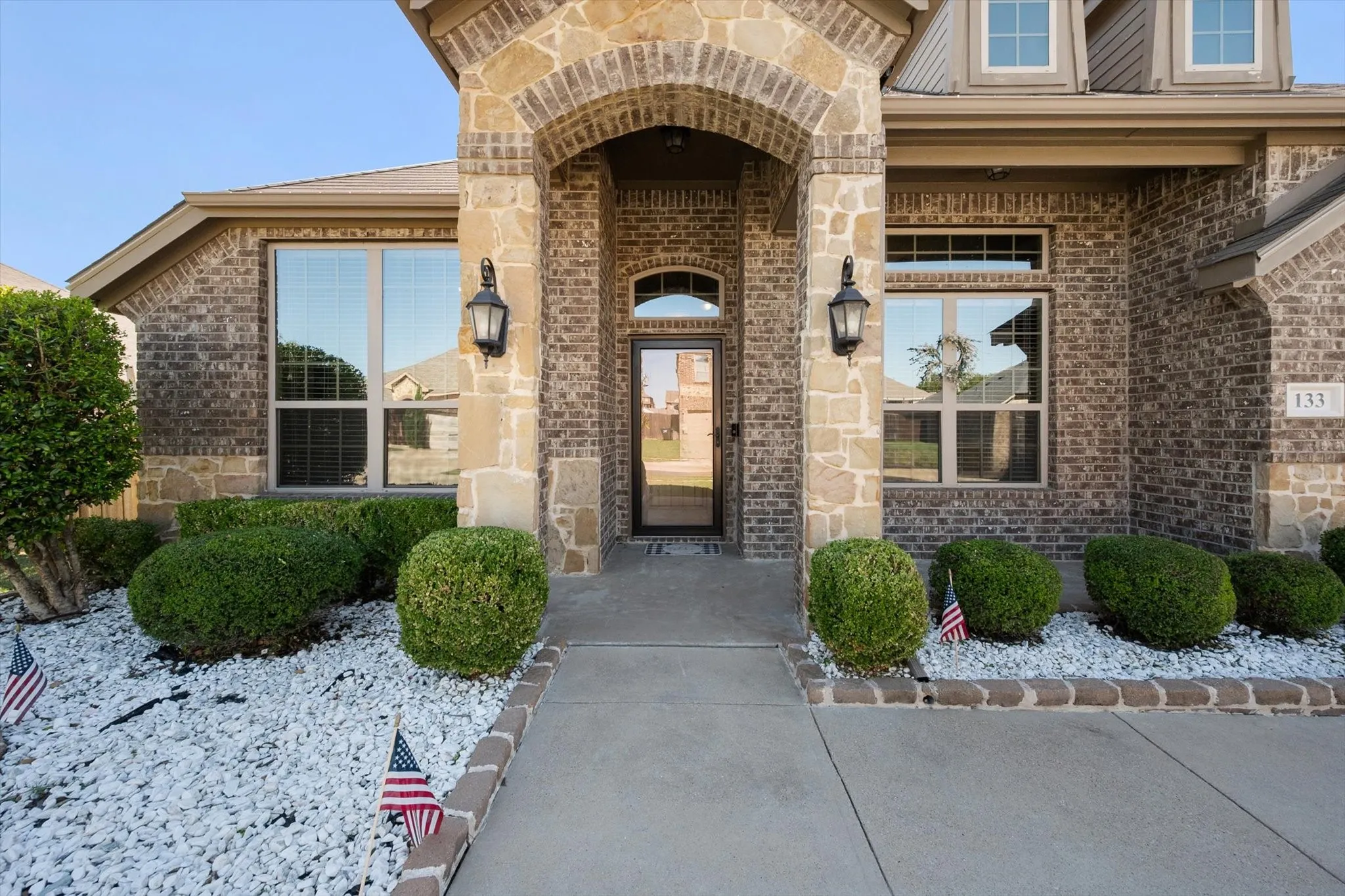 Single Family Residence For Sale in Kaufman County , 133 Haymeadow Drive, Crandall, Texas 75114, 4 Bedroom, 2 Bathroom, 2 Garage spaces, 2,288 Sqft, built in 2017, mls#21406062, Real Estate Agent in Crandall, Homes For Sale in Kaufman county, Homes For Sale in Crandall, Realtor in Crandall Texas, Real Estate Brokerage Independent Realty Texas, Luminita Cordes Realtor
