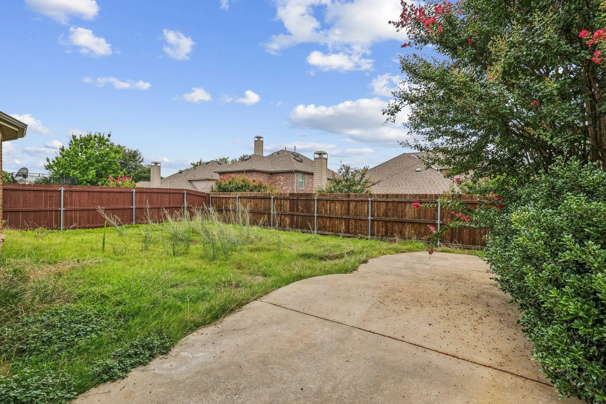Single Family Residence For Sale in Collin County , 6412 Falcon Ridge Lane, Mc Kinney, Texas 75071, 5 Bedroom, 4 Bathroom, 2 Garage spaces, 3,389 Sqft, built in 2007, mls#21406133, Real Estate Agent in Mc Kinney, Homes For Sale in Collin county, Homes For Sale in Mc Kinney, Realtor in Mc Kinney Texas, Real Estate Brokerage Independent Realty Texas, Luminita Cordes Realtor