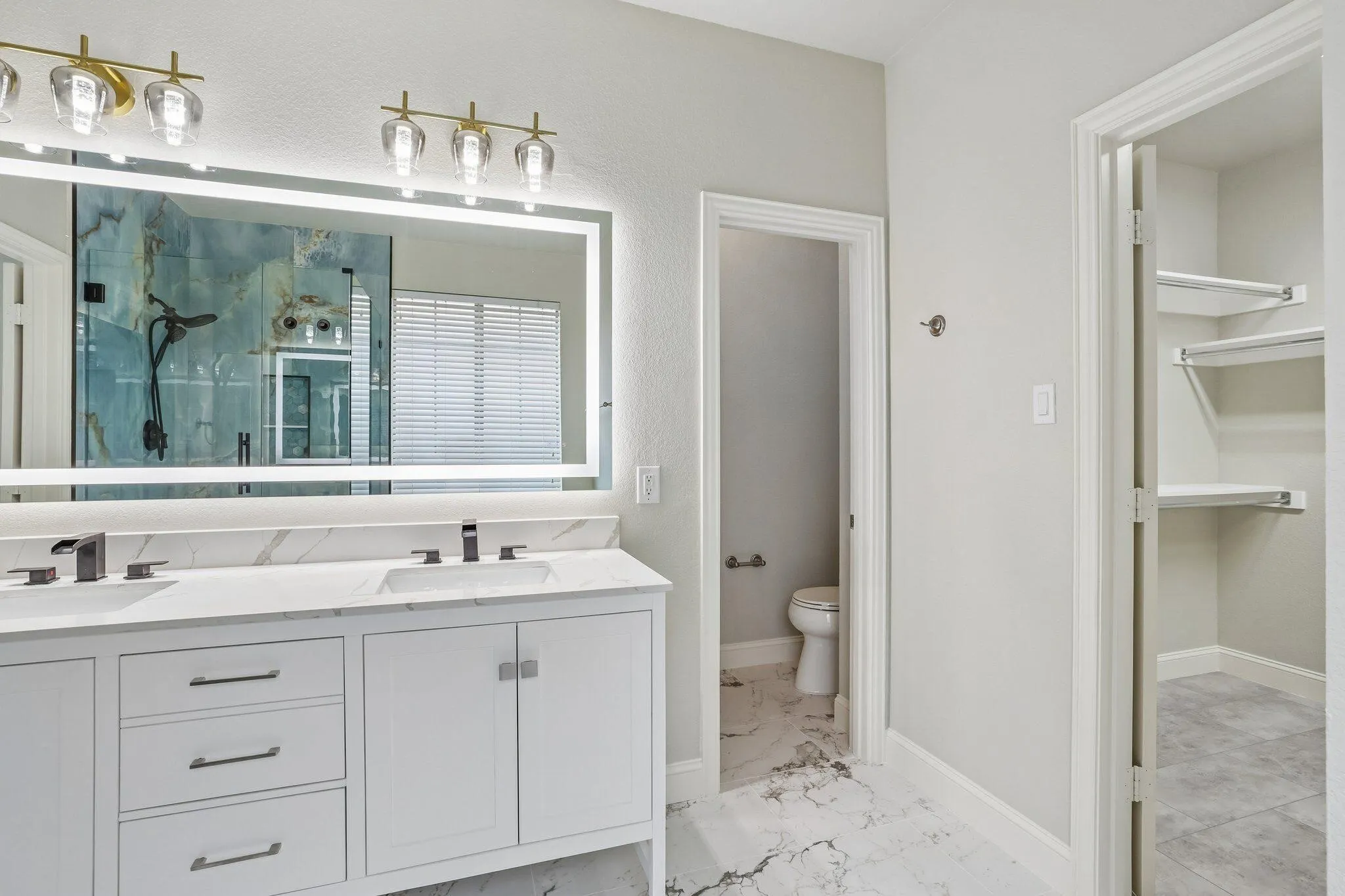 Single Family Residence For Sale in Collin County , 6412 Falcon Ridge Lane, Mc Kinney, Texas 75071, 5 Bedroom, 4 Bathroom, 2 Garage spaces, 3,389 Sqft, built in 2007, mls#21406133, Real Estate Agent in Mc Kinney, Homes For Sale in Collin county, Homes For Sale in Mc Kinney, Realtor in Mc Kinney Texas, Real Estate Brokerage Independent Realty Texas, Luminita Cordes Realtor