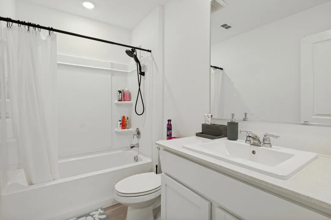 Single Family Residence For Rent in Dallas County , 238 Willow Way, Wilmer, Texas 75172, 3 Bedroom, 2 Bathroom, 2 Garage spaces, 1,266 Sqft, built in 2024, mls#21406141, Real Estate Agent in Wilmer, Homes For Rent in Dallas county, Homes For Rent in Wilmer, Realtor in Wilmer Texas, Real Estate Brokerage Independent Realty Texas, Luminita Cordes Realtor