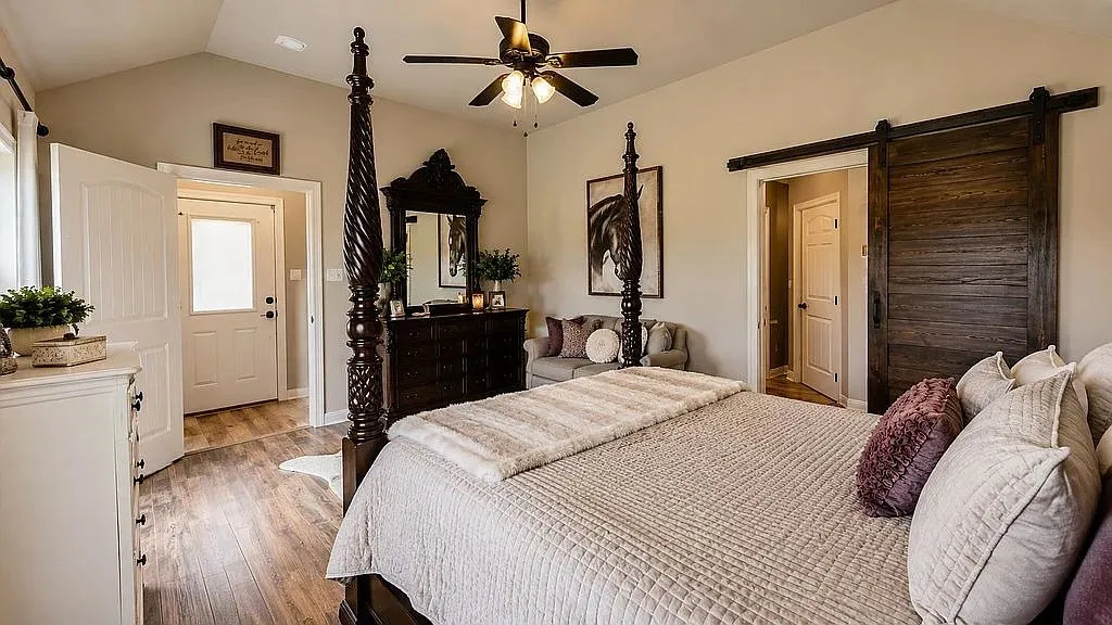 Single Family Residence For Sale in Parker County , 8850 Old Agnes Road, Poolville, Texas 76487, 5 Bedroom, 4 Bathroom, 2 Garage spaces, 3,424 Sqft, built in 2017, mls#21405736, Real Estate Agent in Poolville, Homes For Sale in Parker county, Homes For Sale in Poolville, Realtor in Poolville Texas, Real Estate Brokerage Independent Realty Texas, Luminita Cordes Realtor