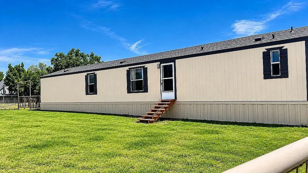 Single Family Residence For Sale in Parker County , 8850 Old Agnes Road, Poolville, Texas 76487, 5 Bedroom, 4 Bathroom, 2 Garage spaces, 3,424 Sqft, built in 2017, mls#21405736, Real Estate Agent in Poolville, Homes For Sale in Parker county, Homes For Sale in Poolville, Realtor in Poolville Texas, Real Estate Brokerage Independent Realty Texas, Luminita Cordes Realtor