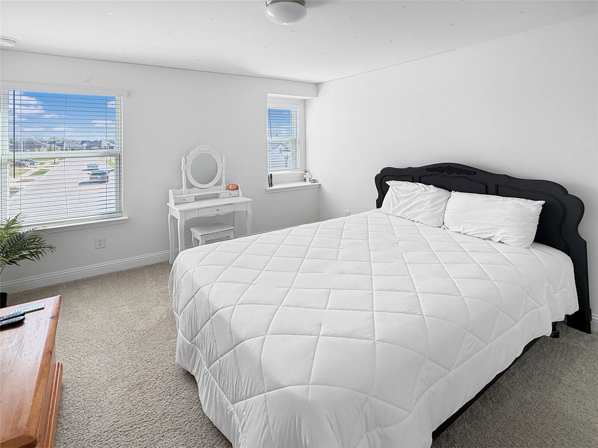 Single Family Residence For Rent in Denton County , 1200 Lancaster Drive, Justin, Texas 76247, 3 Bedroom, 3 Bathroom, 2 Garage spaces, 2,551 Sqft, built in 2024, mls#21405581, Real Estate Agent in Justin, Homes For Rent in Denton county, Homes For Rent in Justin, Realtor in Justin Texas, Real Estate Brokerage Independent Realty Texas, Luminita Cordes Realtor