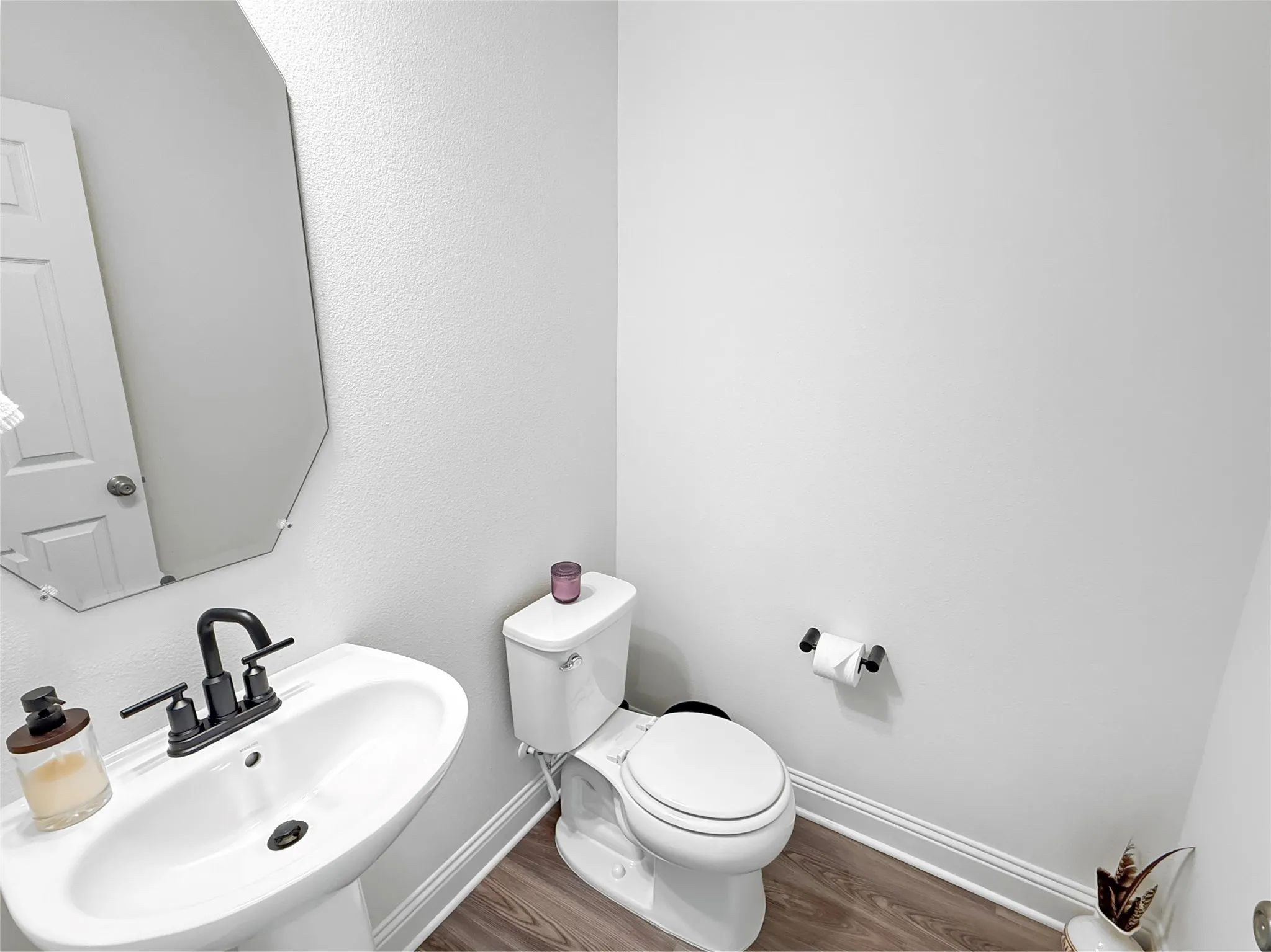 Single Family Residence For Rent in Denton County , 1200 Lancaster Drive, Justin, Texas 76247, 3 Bedroom, 3 Bathroom, 2 Garage spaces, 2,551 Sqft, built in 2024, mls#21405581, Real Estate Agent in Justin, Homes For Rent in Denton county, Homes For Rent in Justin, Realtor in Justin Texas, Real Estate Brokerage Independent Realty Texas, Luminita Cordes Realtor