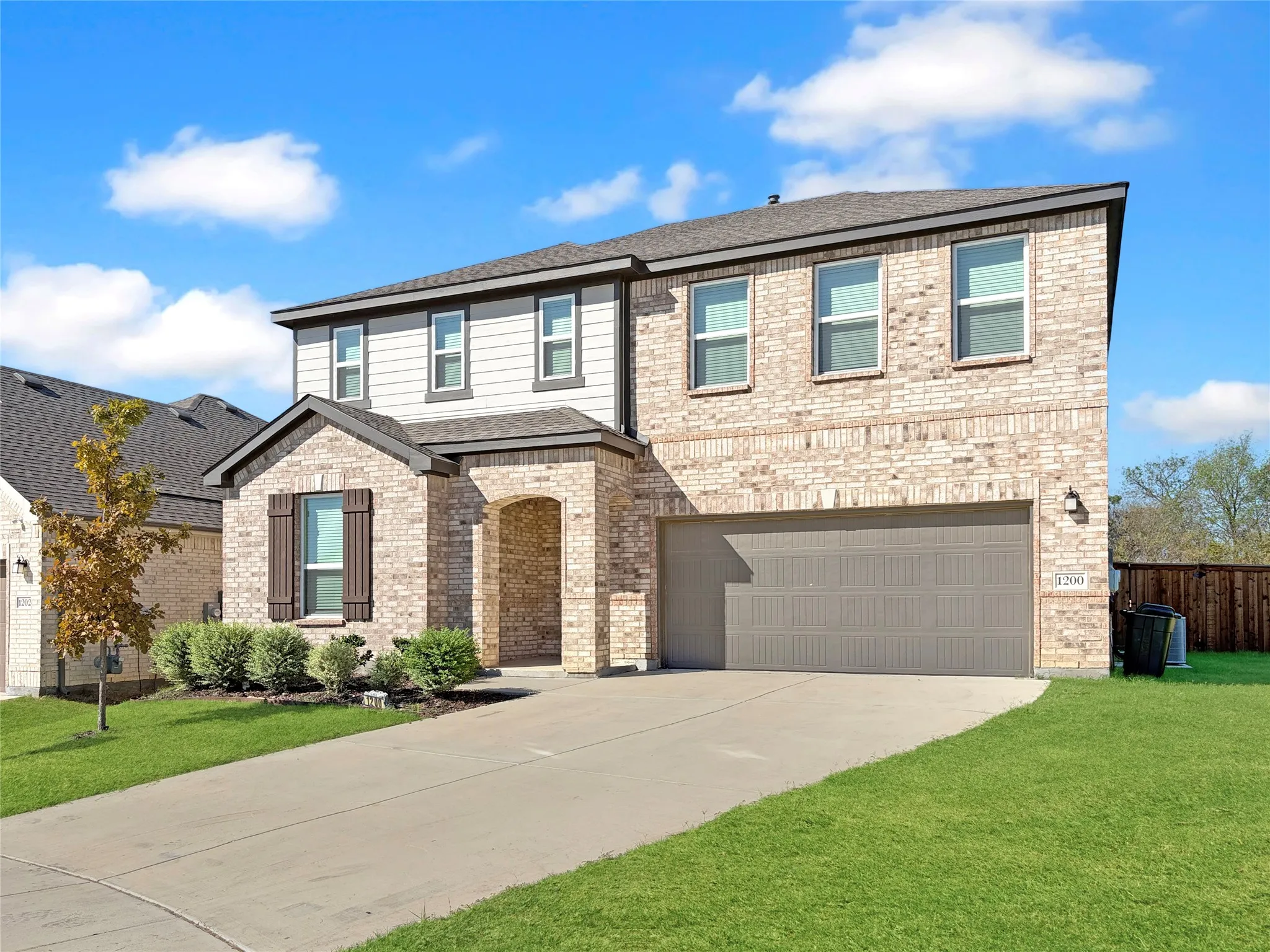 Single Family Residence For Rent in Denton County , 1200 Lancaster Drive, Justin, Texas 76247, 3 Bedroom, 3 Bathroom, 2 Garage spaces, 2,551 Sqft, built in 2024, mls#21405581, Real Estate Agent in Justin, Homes For Rent in Denton county, Homes For Rent in Justin, Realtor in Justin Texas, Real Estate Brokerage Independent Realty Texas, Luminita Cordes Realtor