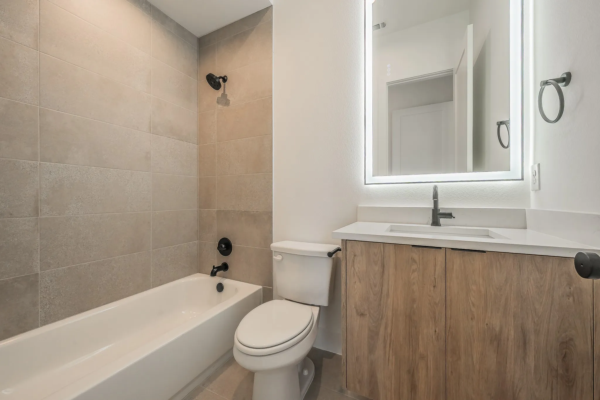 Condominium For Sale in Dallas County , 5320 Reiger Avenue 107, Dallas, Texas 75214, 2 Bedroom, 3 Bathroom, 2 Garage spaces, 1,442 Sqft, built in 2025, mls#21406106, Real Estate Agent in Dallas, Homes For Sale in Dallas county, Homes For Sale in Dallas, Realtor in Dallas Texas, Real Estate Brokerage Independent Realty Texas, Luminita Cordes Realtor