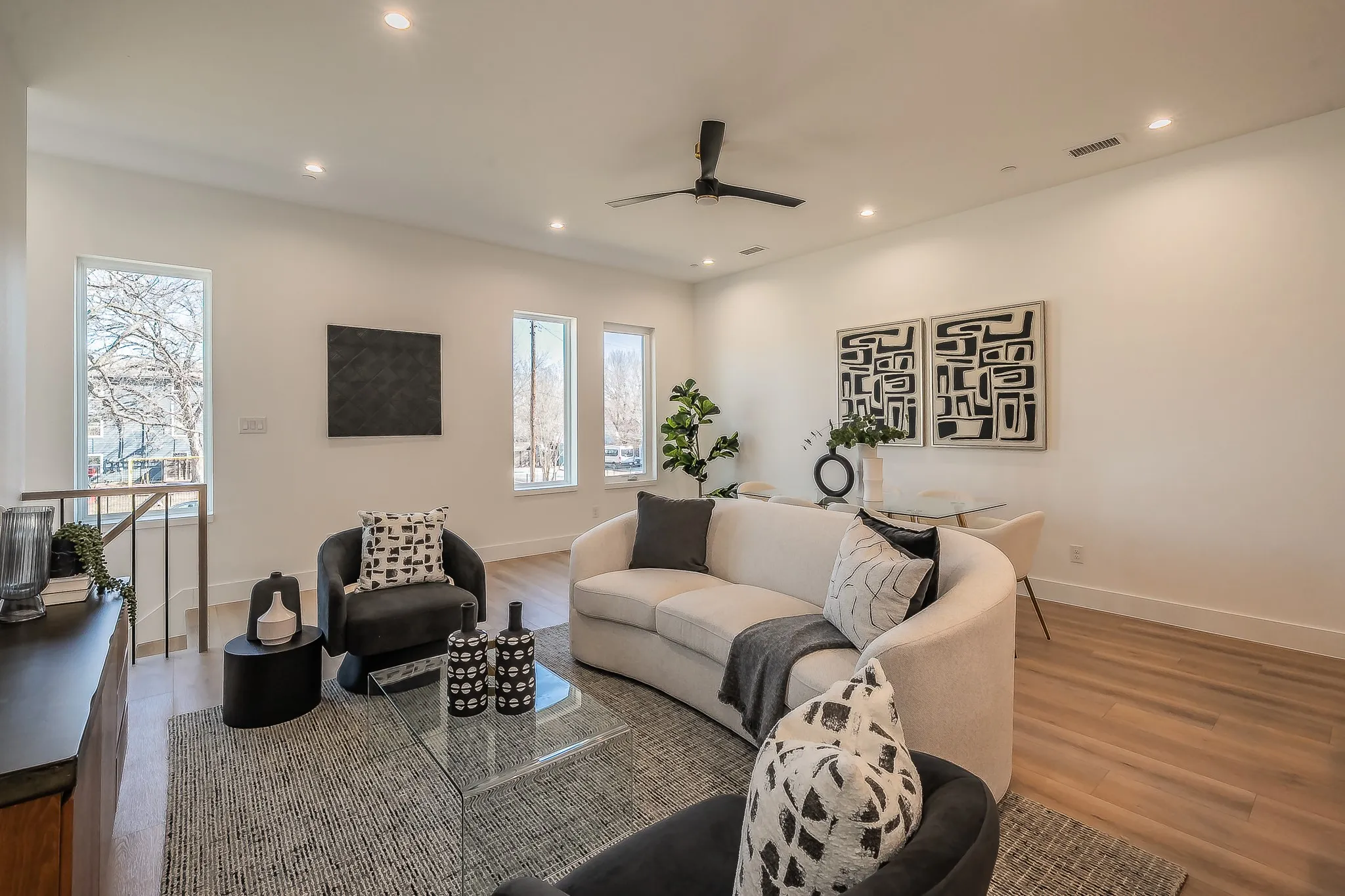 Condominium For Sale in Dallas County , 5320 Reiger Avenue 107, Dallas, Texas 75214, 2 Bedroom, 3 Bathroom, 2 Garage spaces, 1,442 Sqft, built in 2025, mls#21406106, Real Estate Agent in Dallas, Homes For Sale in Dallas county, Homes For Sale in Dallas, Realtor in Dallas Texas, Real Estate Brokerage Independent Realty Texas, Luminita Cordes Realtor